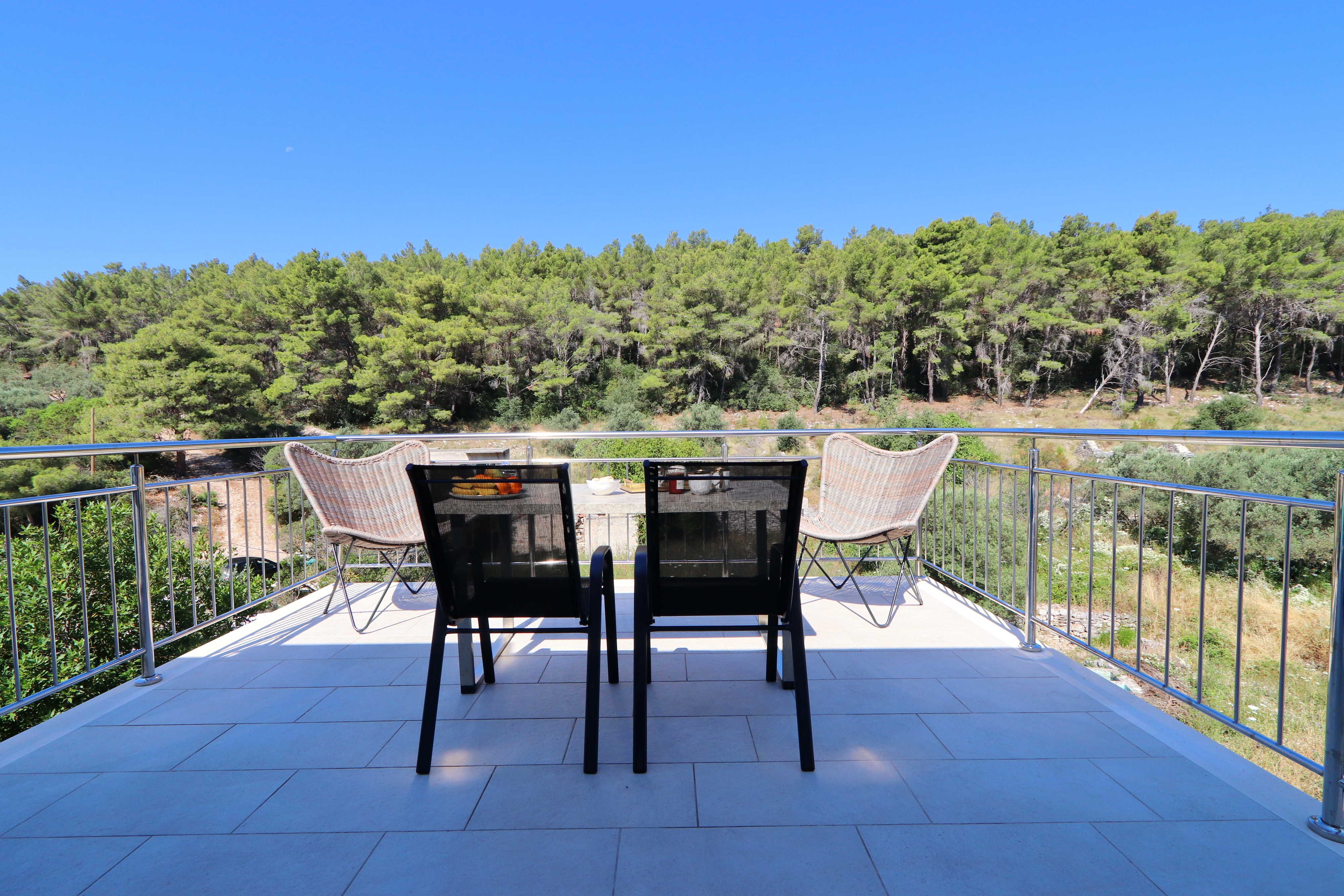 Comfortable and spacious house near beach Cove Slatina, Korčula  K
