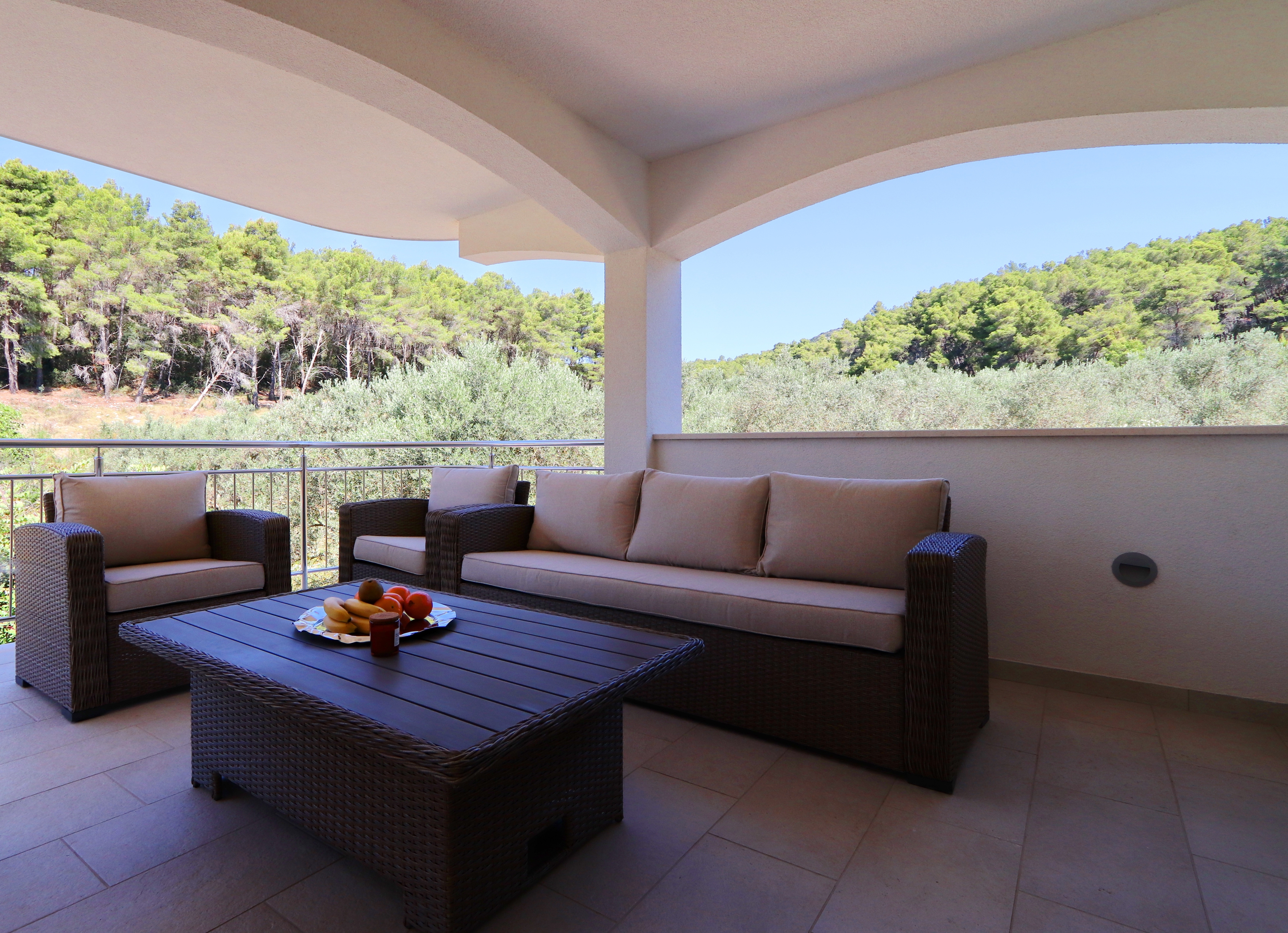 Comfortable and spacious house near beach Cove Slatina, Korčula  K