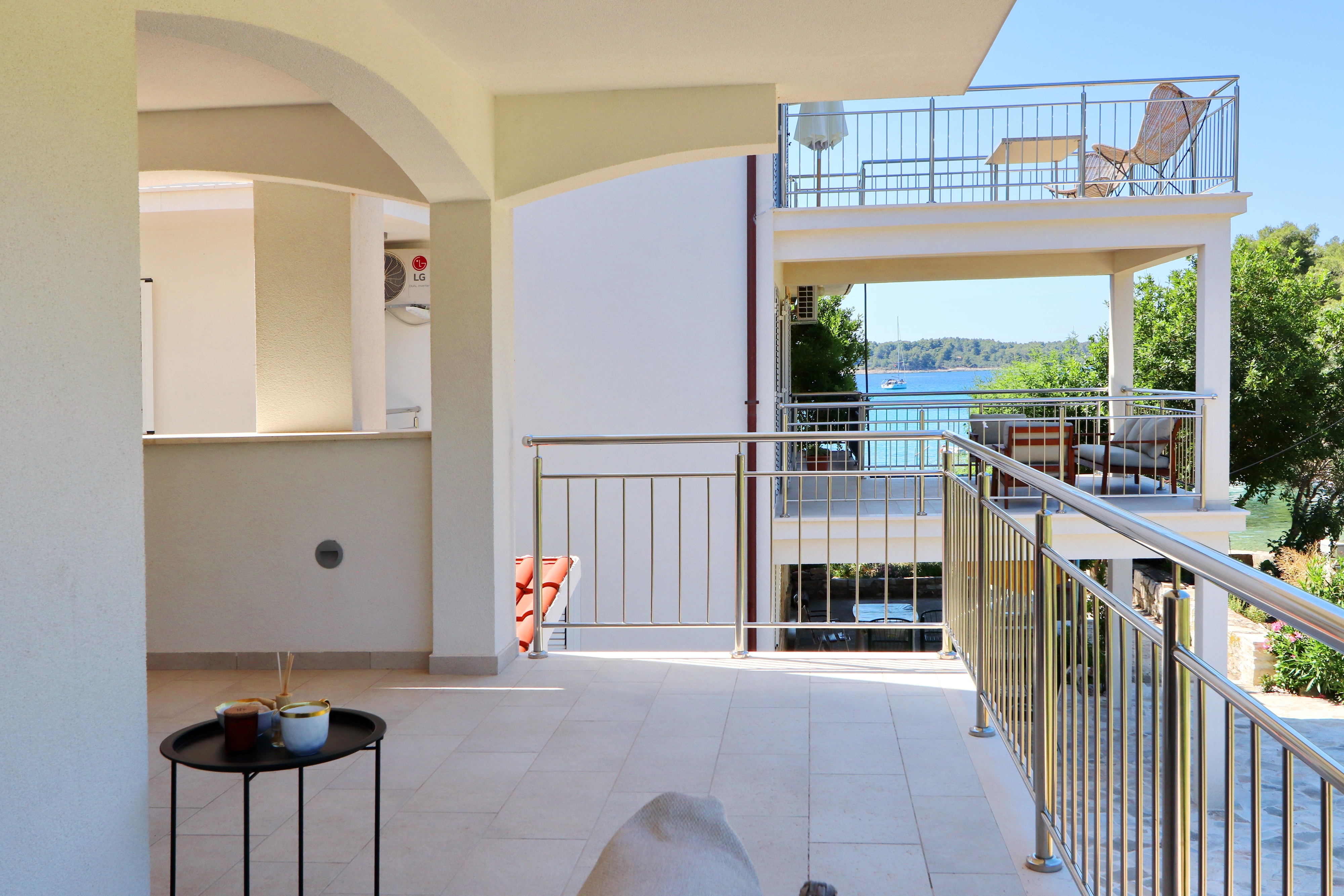 Comfortable and spacious house near beach Cove Slatina, Korčula  K