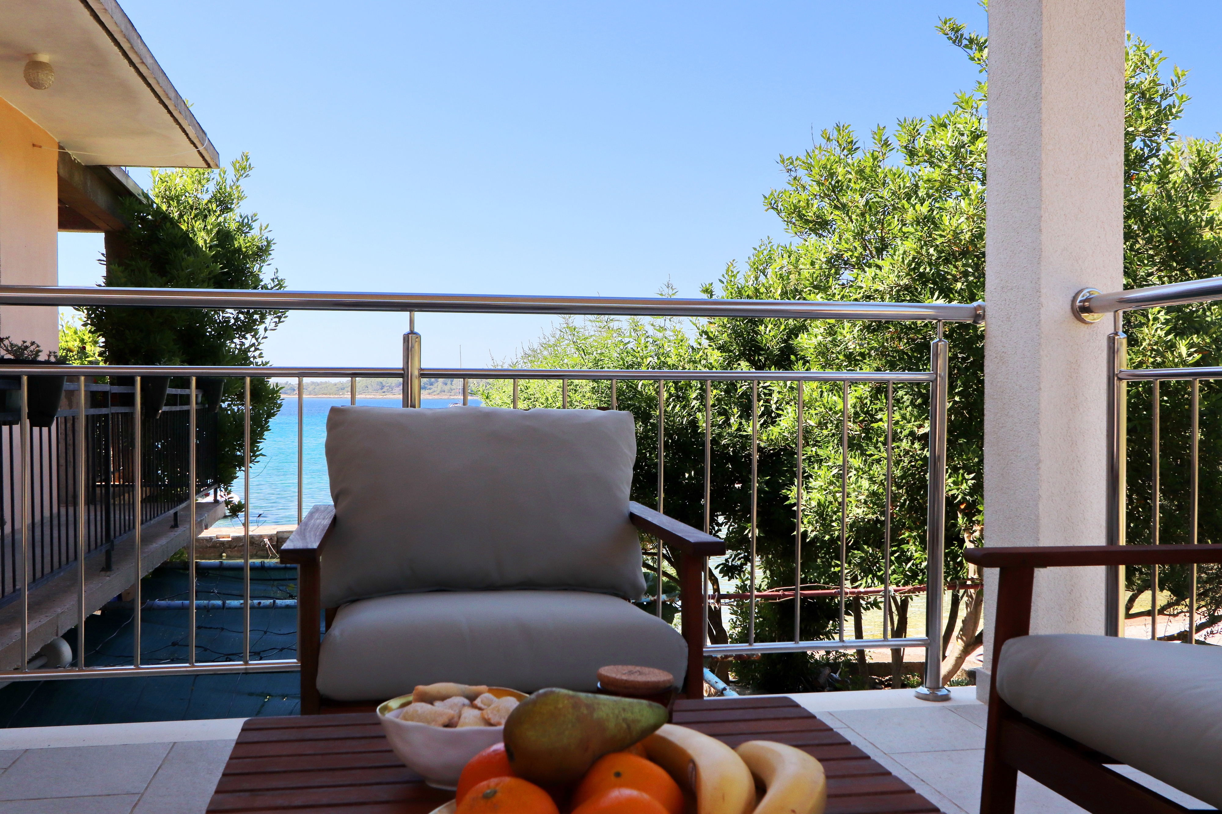 Comfortable and spacious house near beach Cove Slatina, Korčula  K