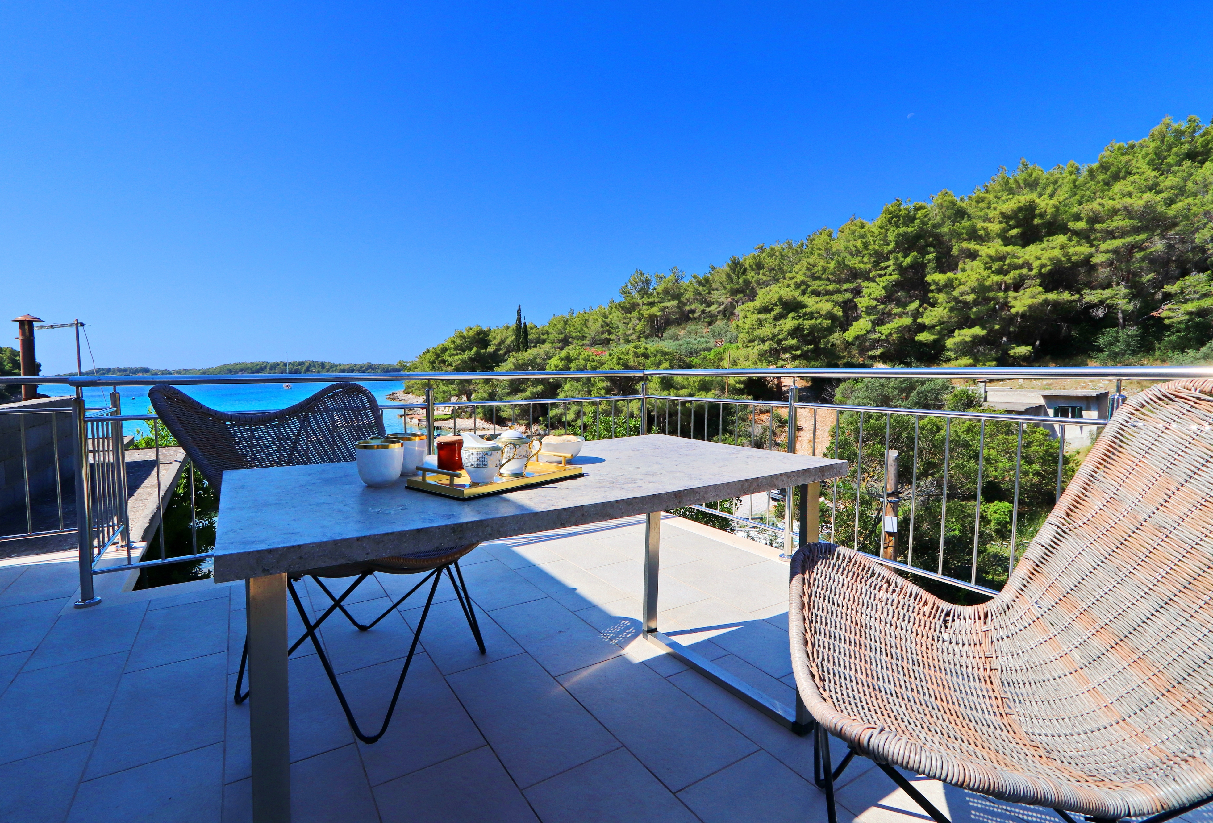 Comfortable and spacious house near beach Cove Slatina, Korčula  K