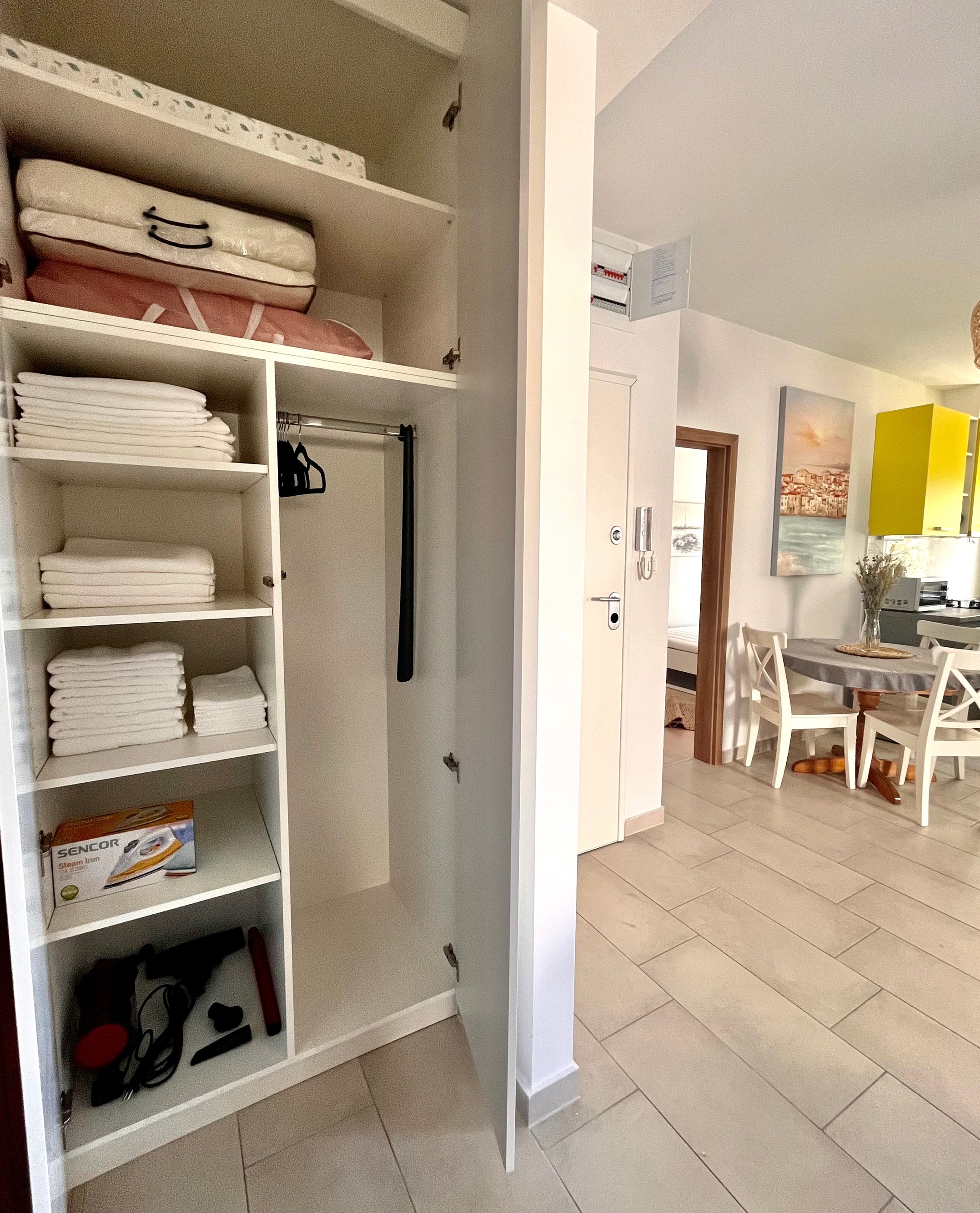 Two bedroom apartment with terrace and sea view Rogoznica  A-a