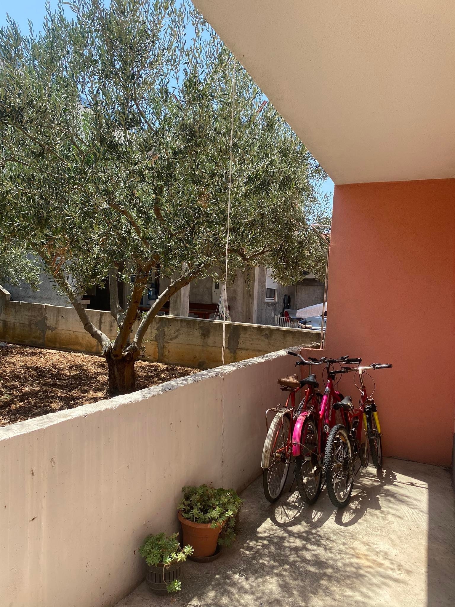Two bedroom apartment with terrace Betina, Murter  A-a