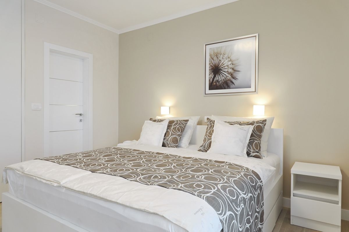 Comfortable and spacious house with terrace Sikovo, Biograd  K