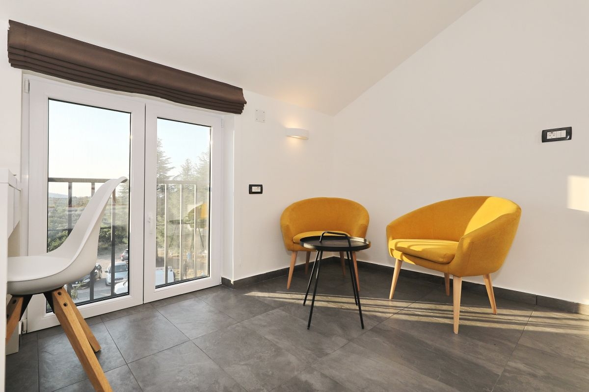 Comfortable and spacious house with terrace Sikovo, Biograd  K