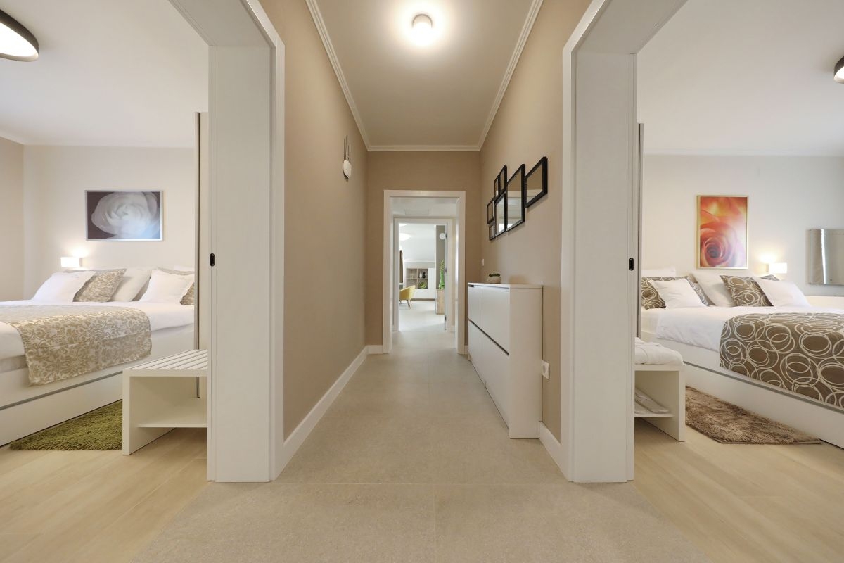 Comfortable and spacious house with terrace Sikovo, Biograd  K
