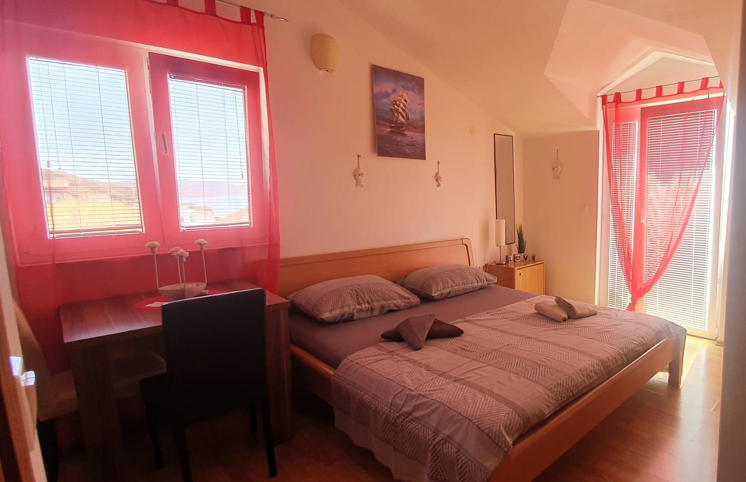 Studio flat with balcony and sea view Tisno, Murter (AS-23720-c) Studio flat with balcony and sea view Tisno, Murter (AS-23720-c)