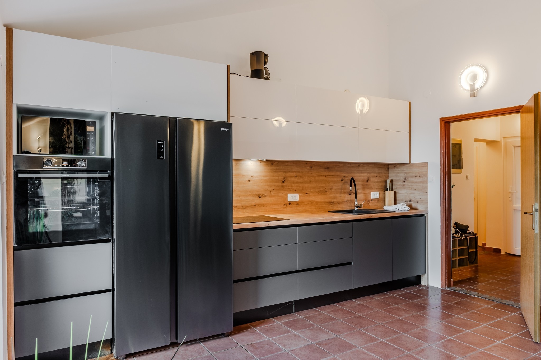Three bedroom apartment with balcony and sea view Novalja, Pag  A-a