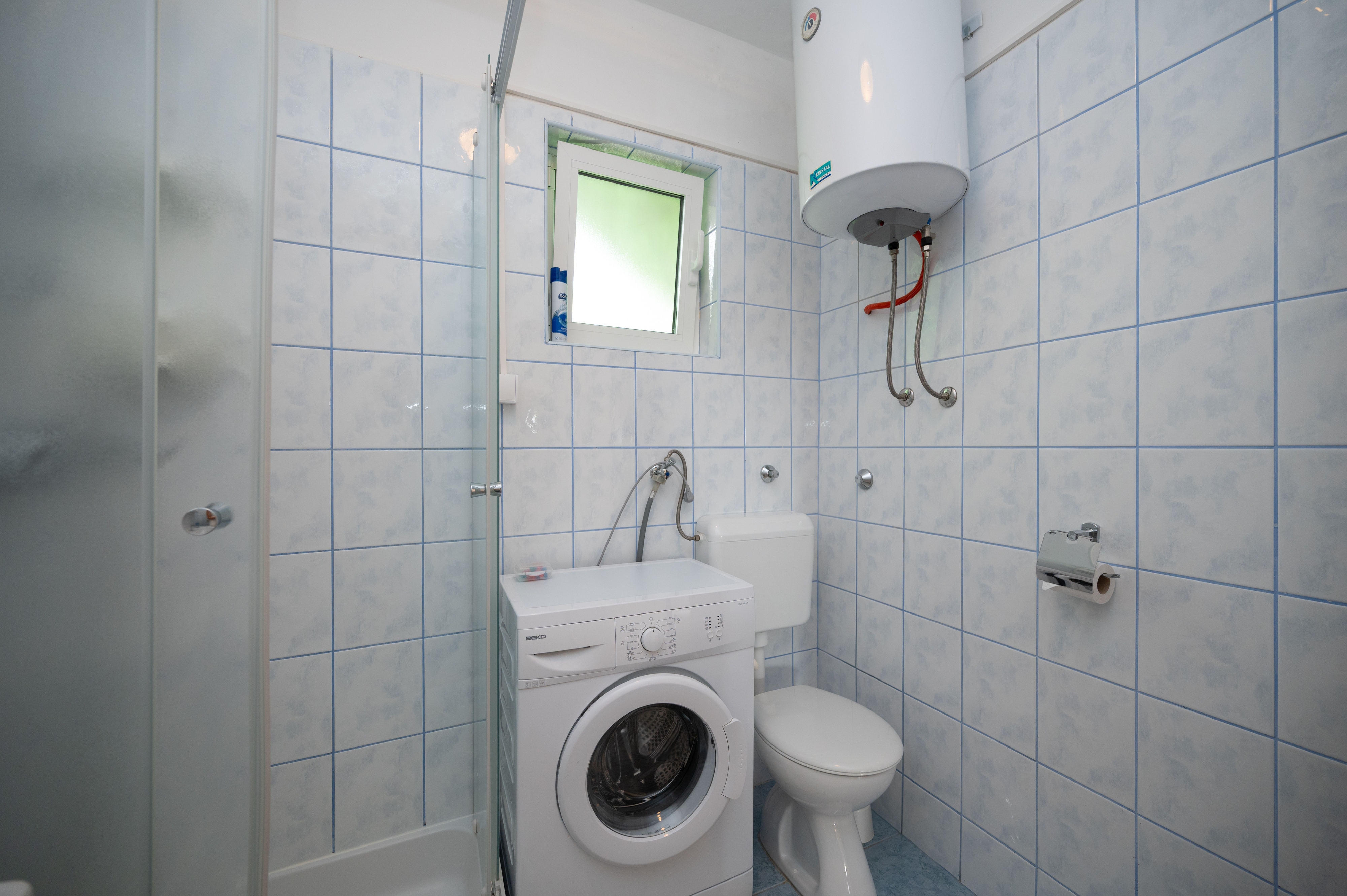 Two bedroom apartment with terrace and sea view Lopar, Rab  A-a