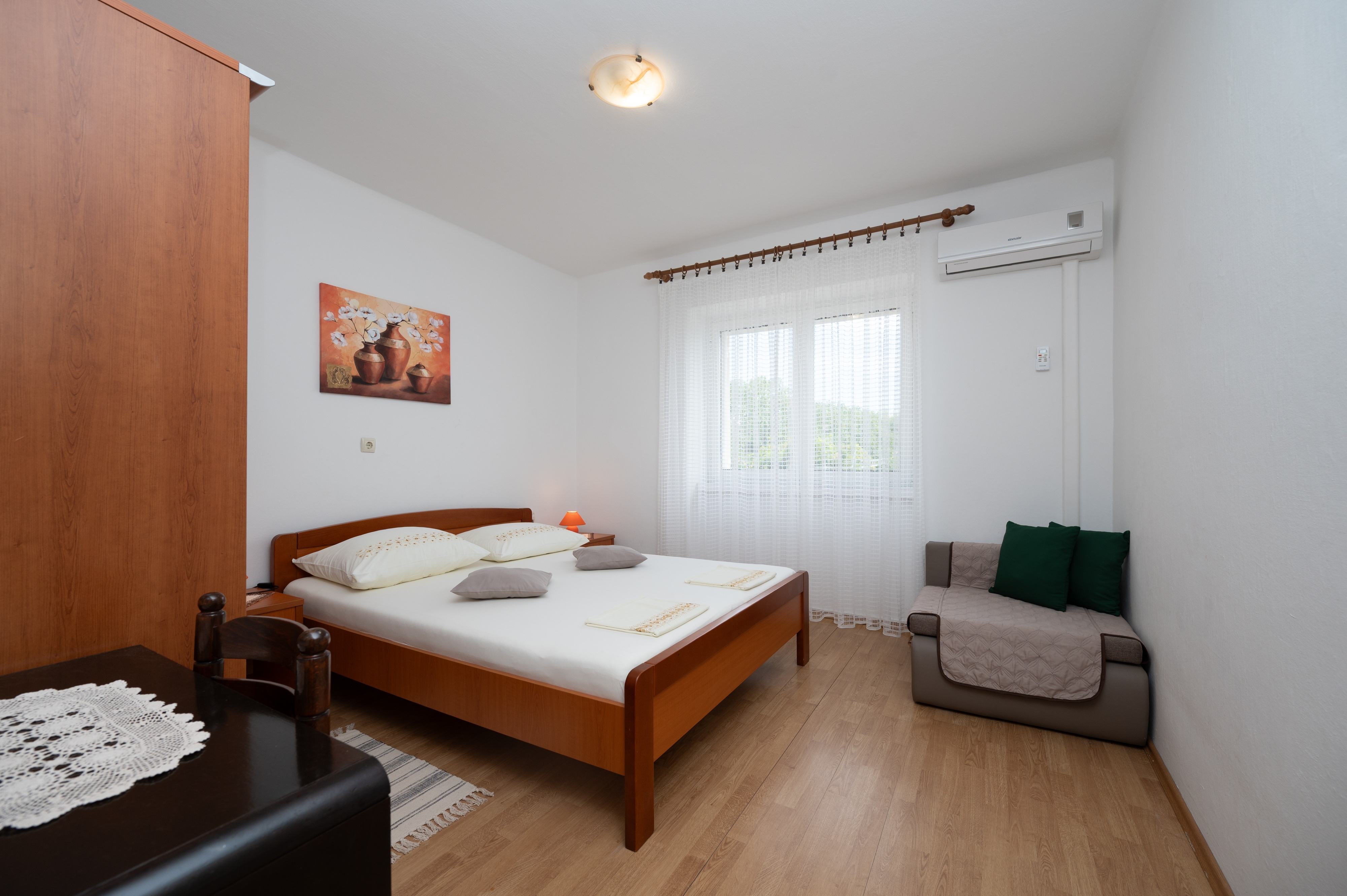 Two bedroom apartment with terrace and sea view Lopar, Rab  A-a