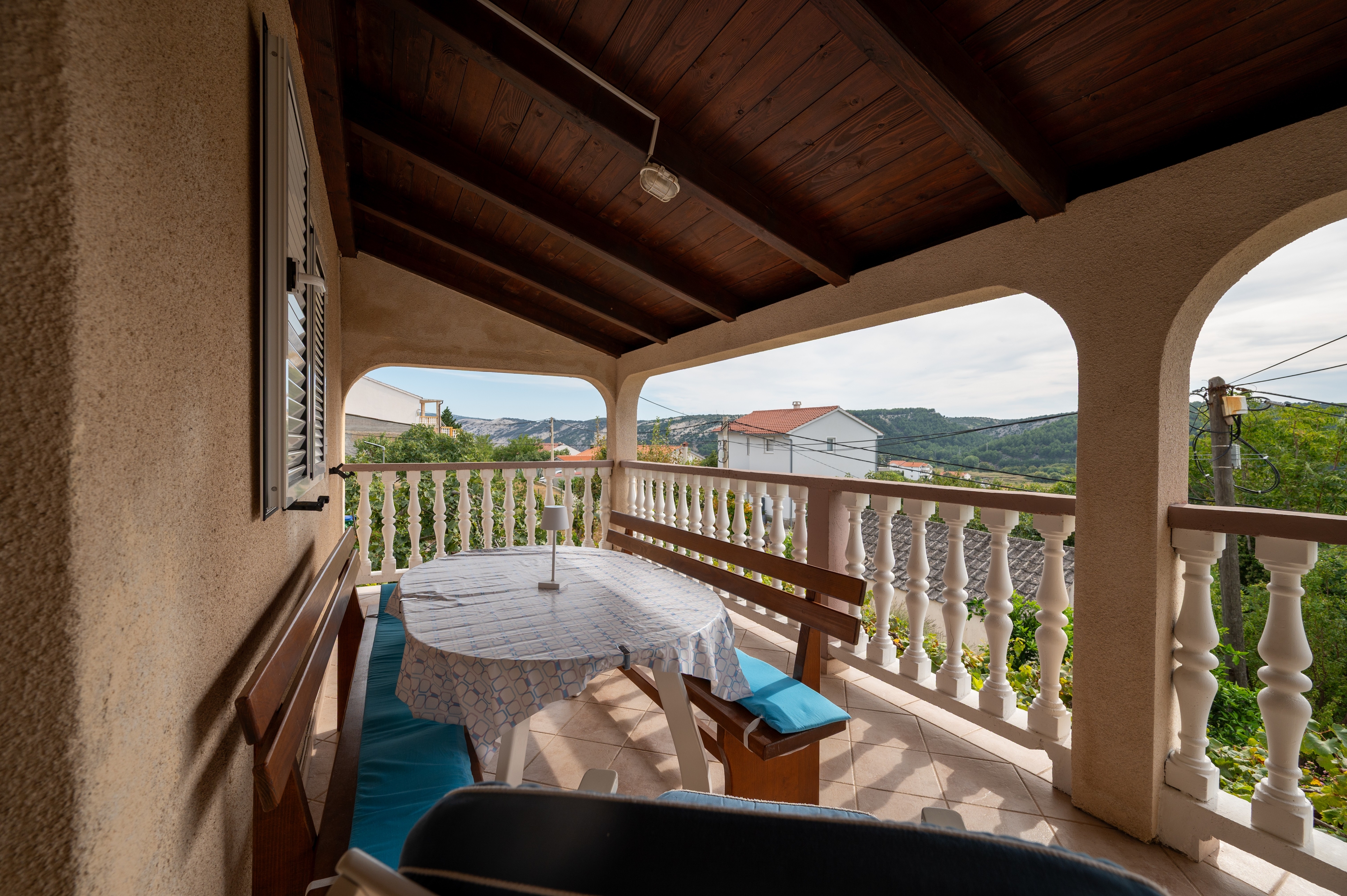 Two bedroom apartment with terrace and sea view Lopar, Rab (A-23736-a)