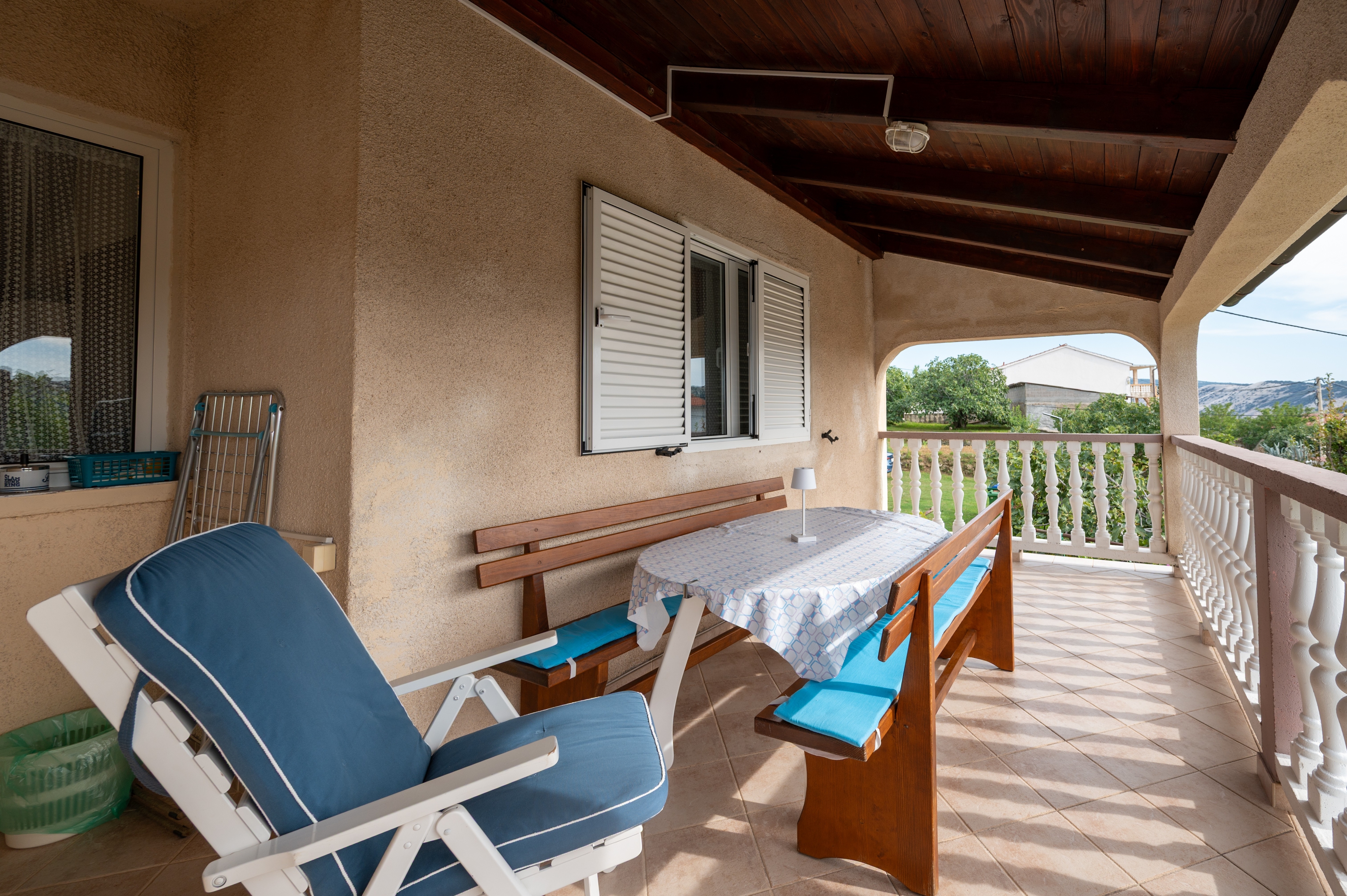 Two bedroom apartment with terrace and sea view Lopar, Rab  A-a