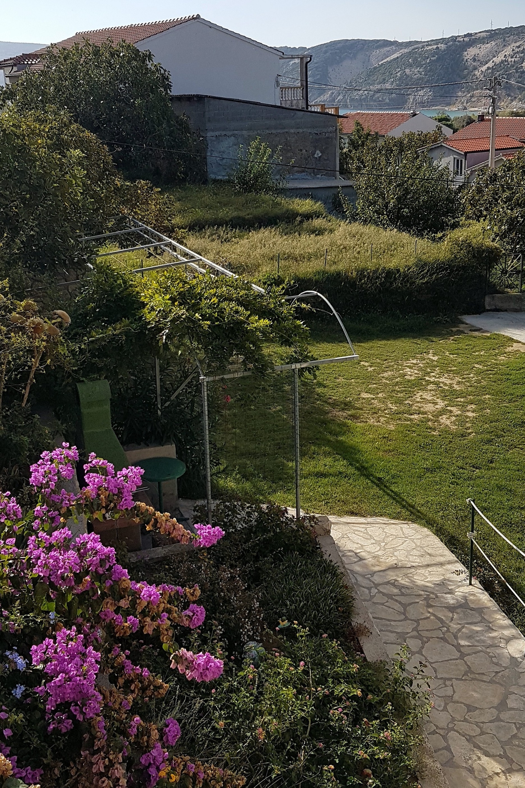 Two bedroom apartment with terrace and sea view Lopar, Rab  A-a