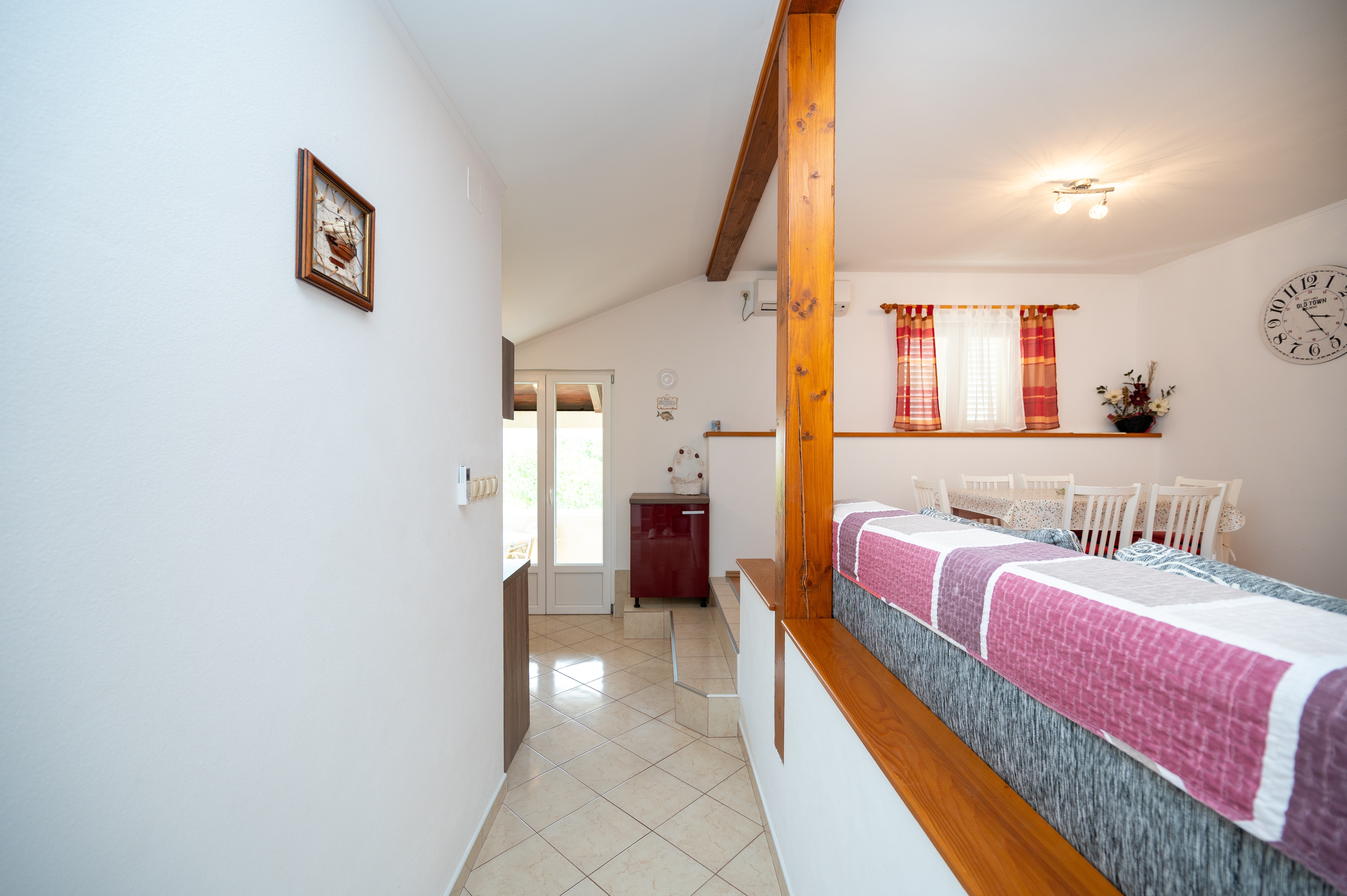 Two bedroom apartment with terrace and sea view Lopar, Rab  A-b
