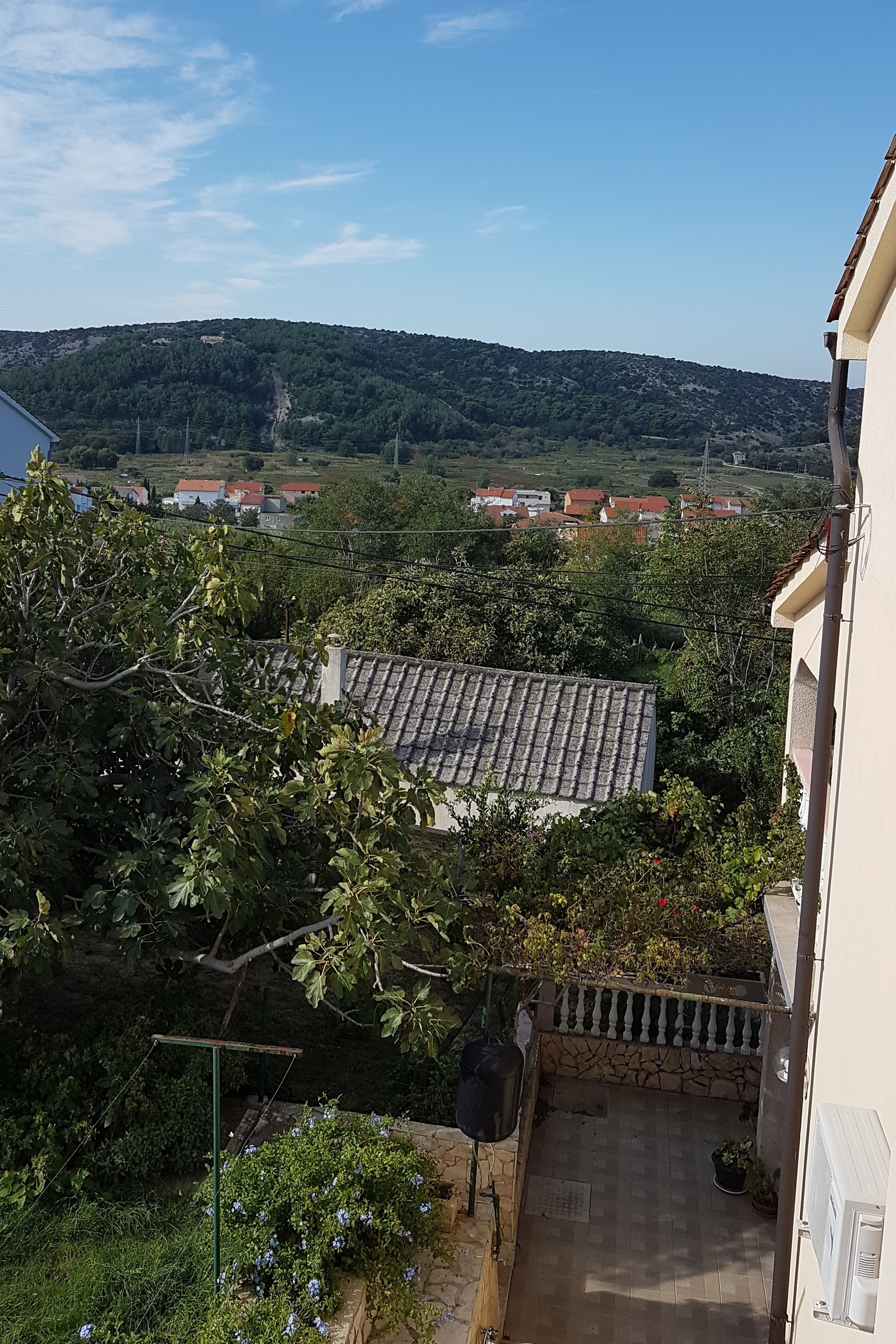 Two bedroom apartment with terrace and sea view Lopar, Rab  A-b
