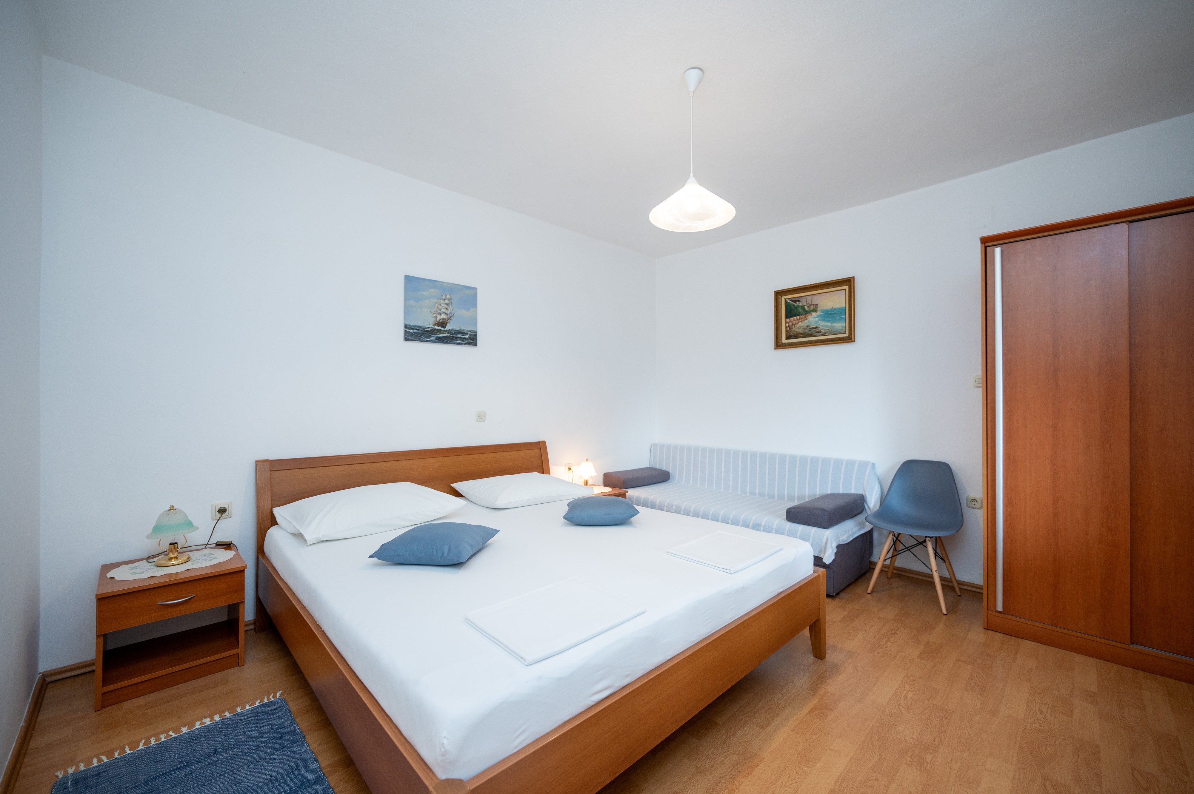 One bedroom apartment with terrace and sea view Lopar, Rab  A-c