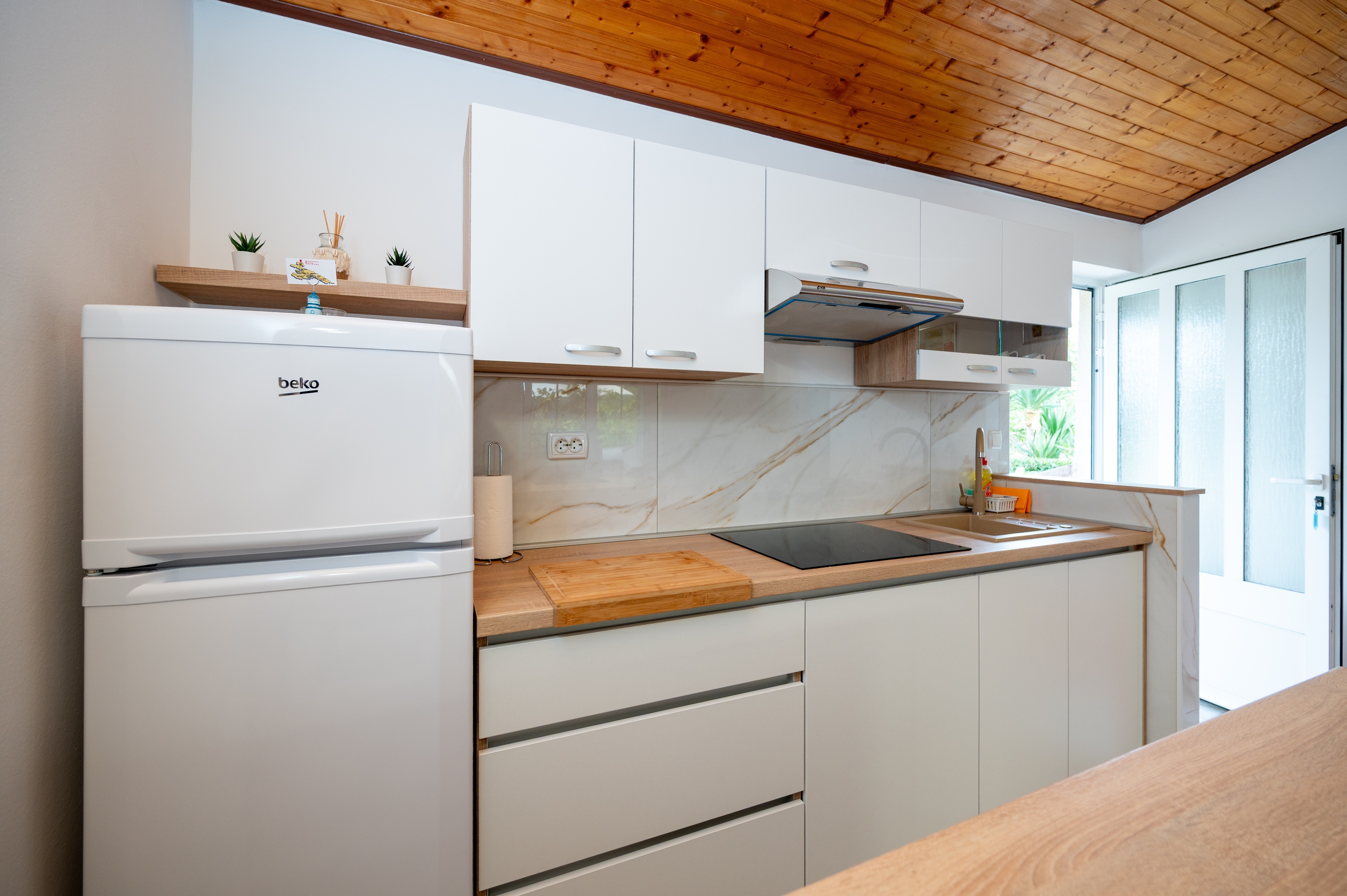 Top Rab Lopar Top Rab Lopar