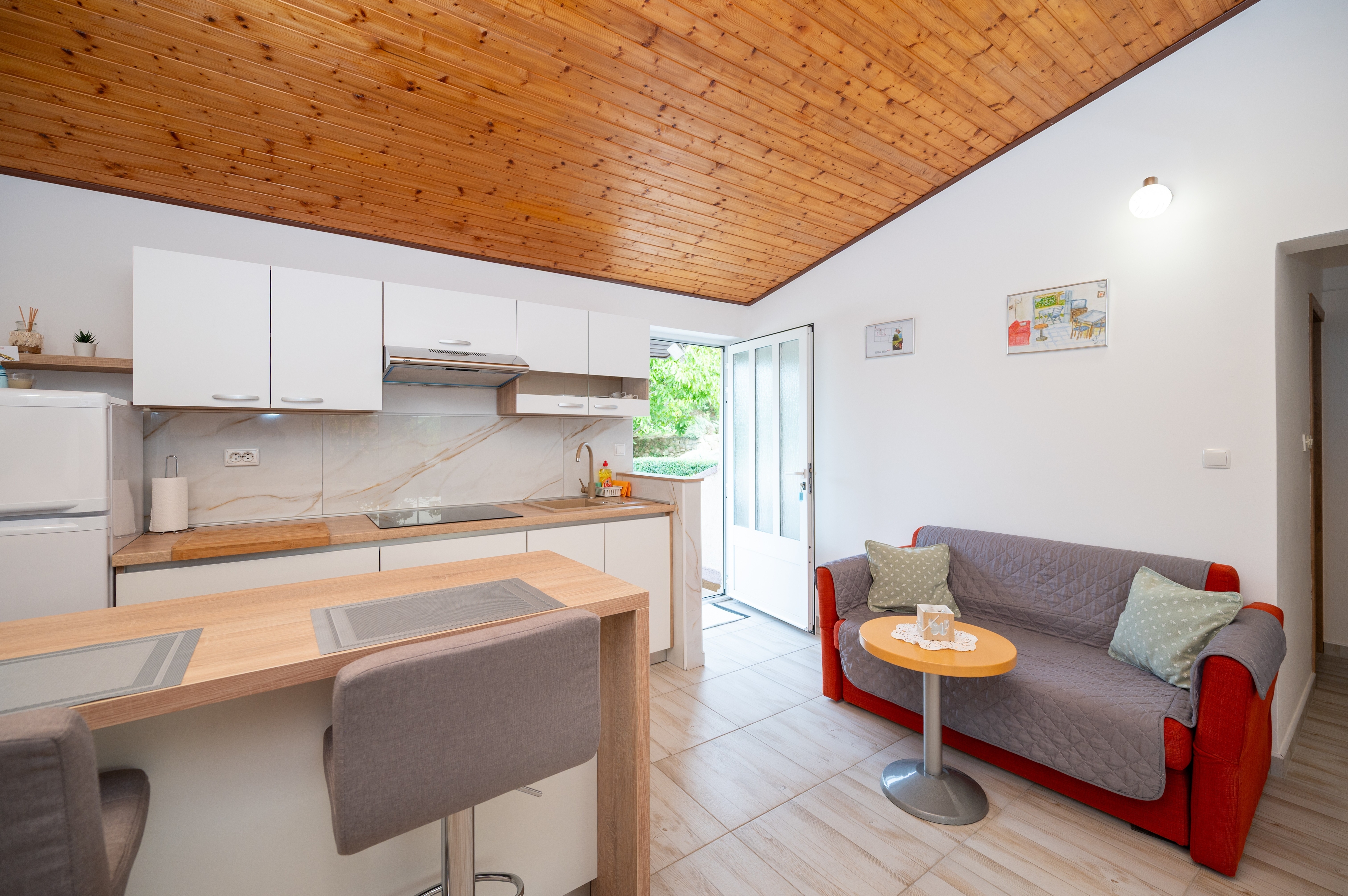 One bedroom apartment with terrace and sea view Lopar, Rab (A-23736-c)