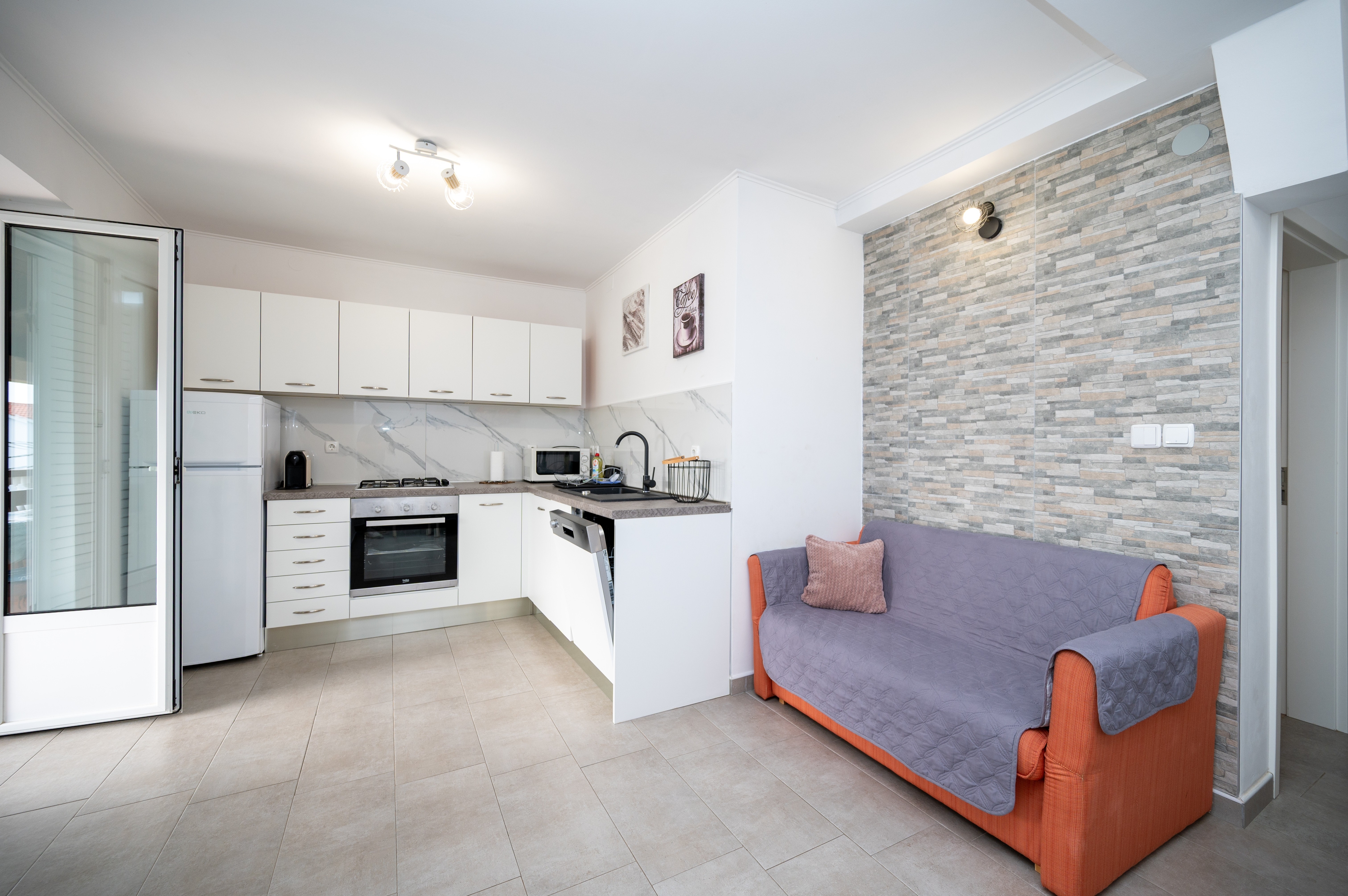 Two bedroom apartment with terrace and sea view Lopar, Rab (A-23736-d)