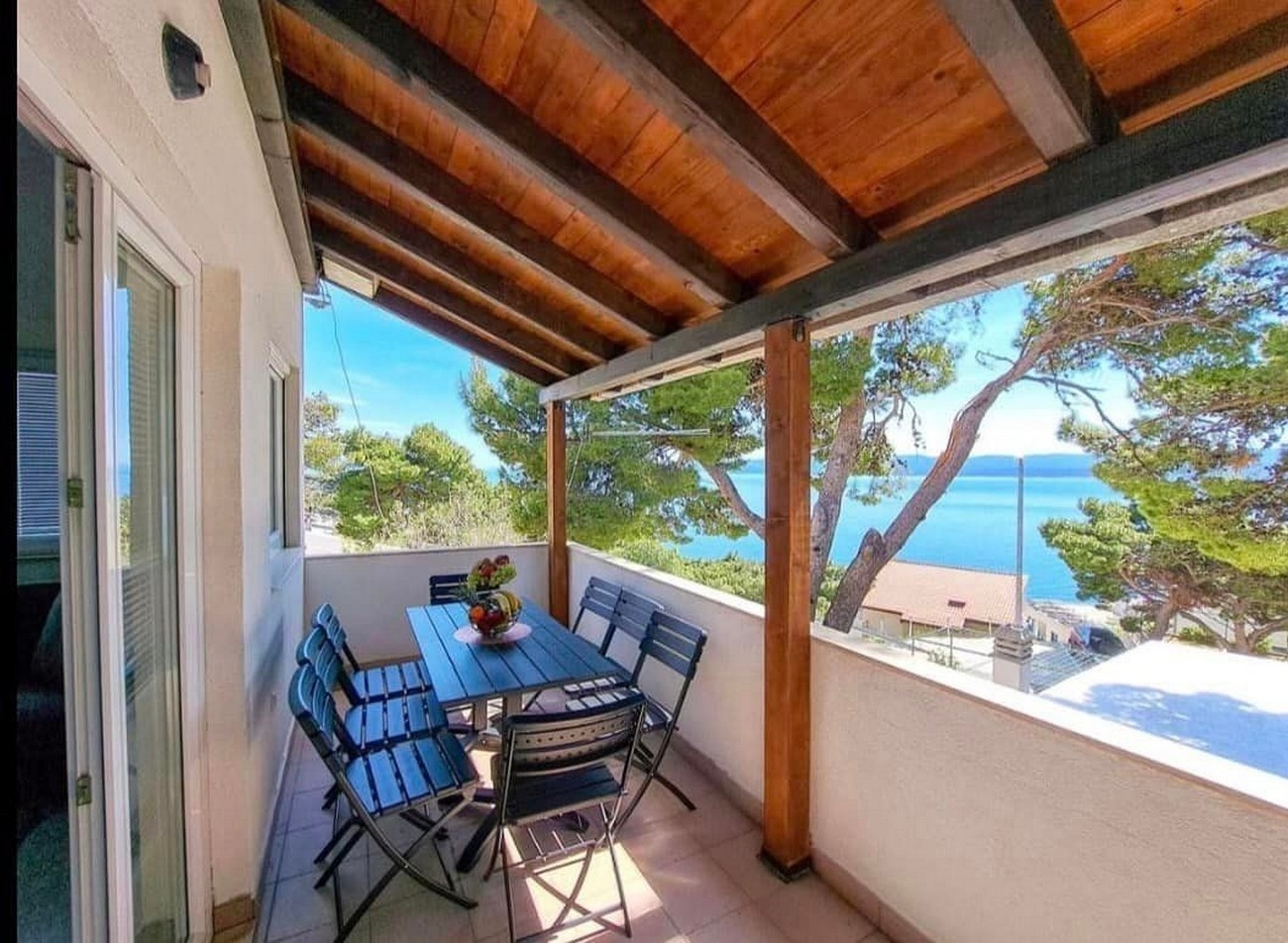 Two bedroom apartment with terrace and sea view Medići, Omiš (A-23741-a)