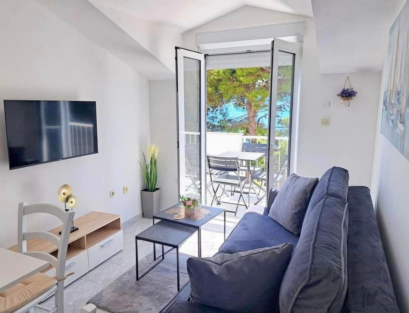 One bedroom apartment with terrace and sea view Medići, Omiš (A-23741-b) One bedroom apartment with terrace and sea view Medići, Omiš (A-23741-b)