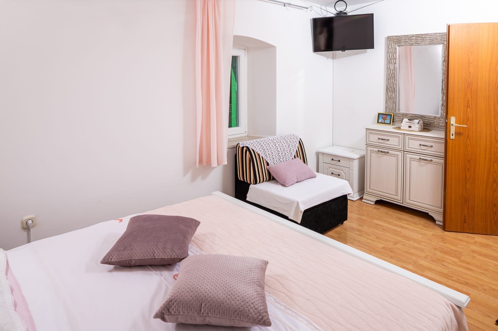 Three bedroom house with terrace Zastražišće, Hvar  K