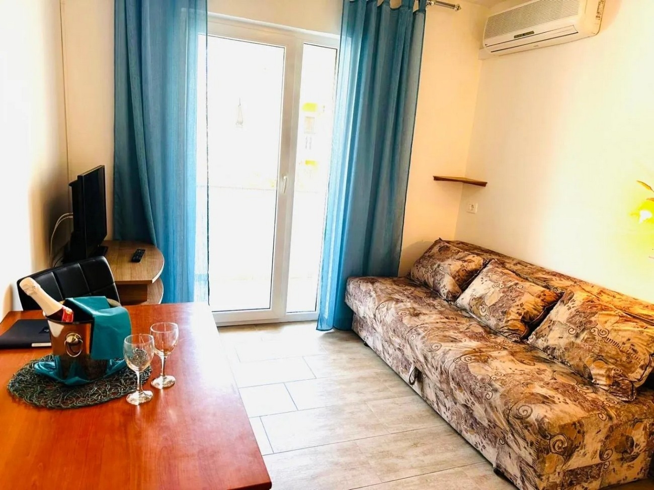 One bedroom apartment with balcony Srima - Vodice, Vodice (A-23744-j) One bedroom apartment with balcony Srima - Vodice, Vodice (A-23744-j)