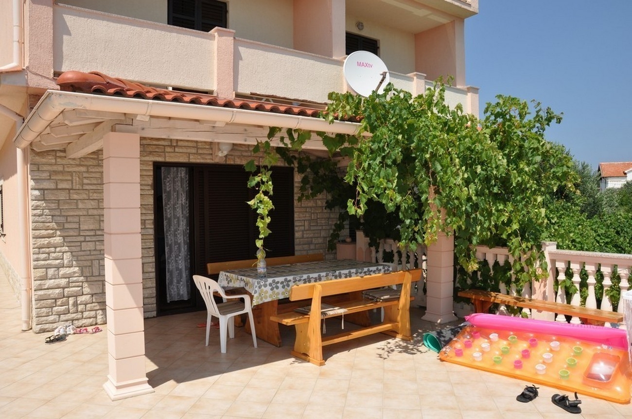 Three bedroom apartment with terrace and sea view Lopar, Rab (A-23747-a) Three bedroom apartment with terrace and sea view Lopar, Rab (A-23747-a)