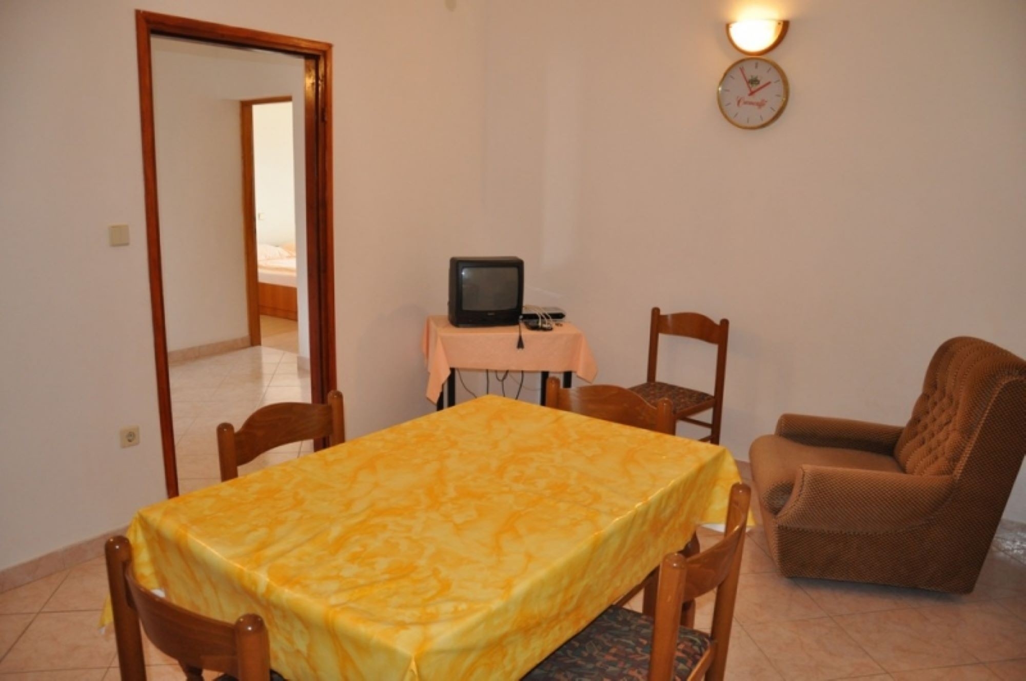 Two bedroom apartment with balcony and sea view Lopar, Rab (A-23747-b)