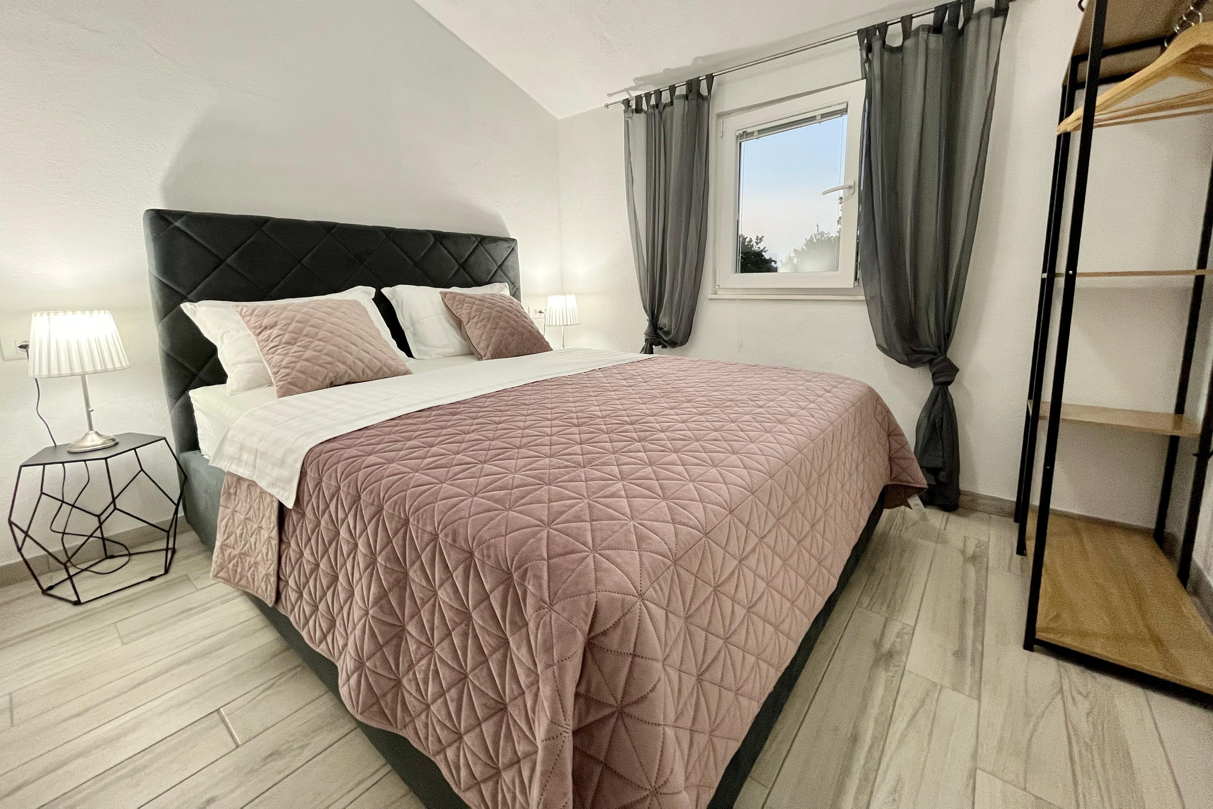 One bedroom apartment with terrace Biograd na Moru (A-23751-a)