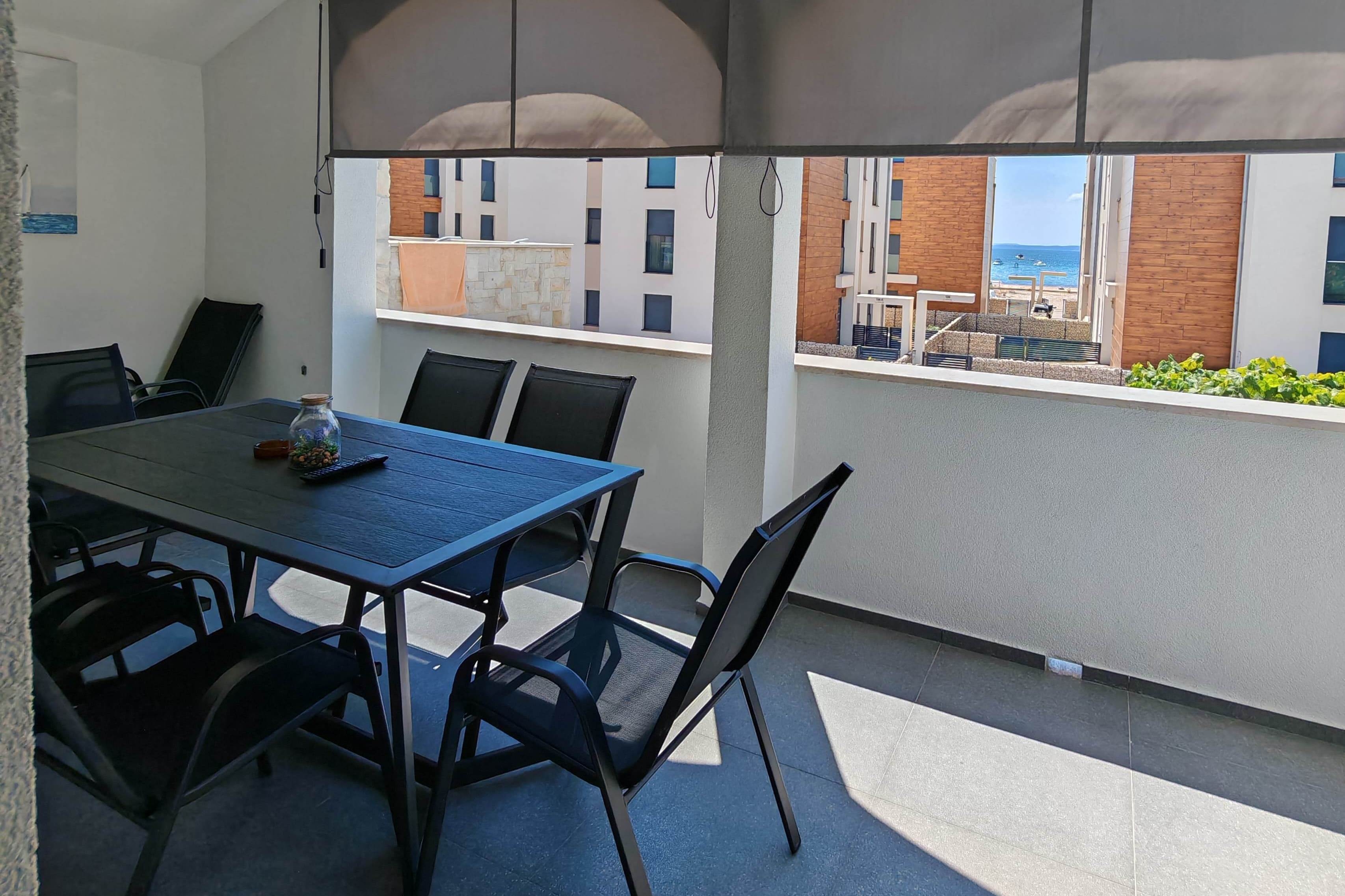 Three bedroom apartment with terrace and sea view Vir  A-a