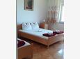 Ložnice 2 Dramalj, Ložnice 2 v ubytování typu apartment, domácí mazlíčci povoleni a WiFi.