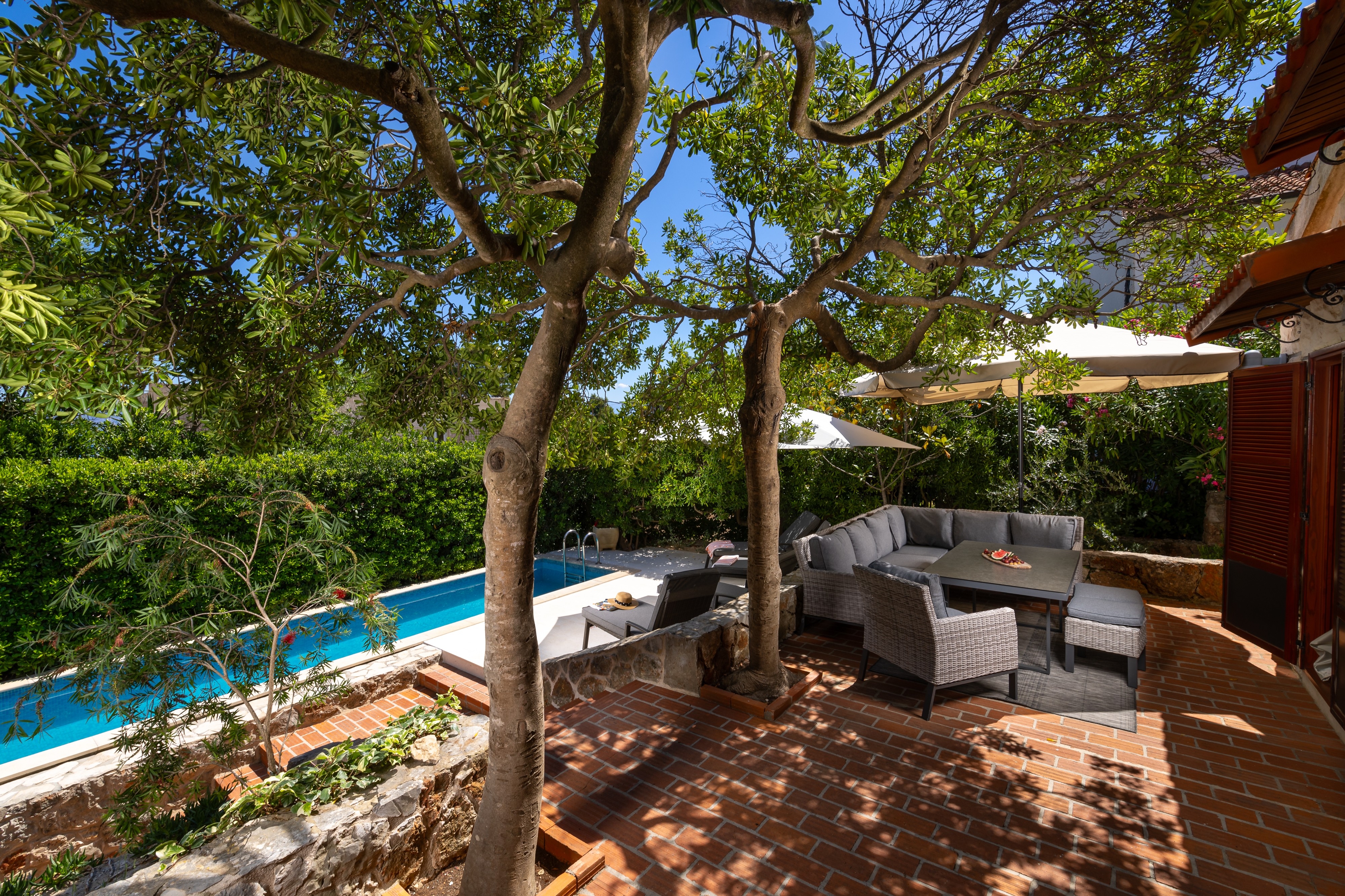Four bedroom house with terrace and sea view Jelsa, Hvar  K