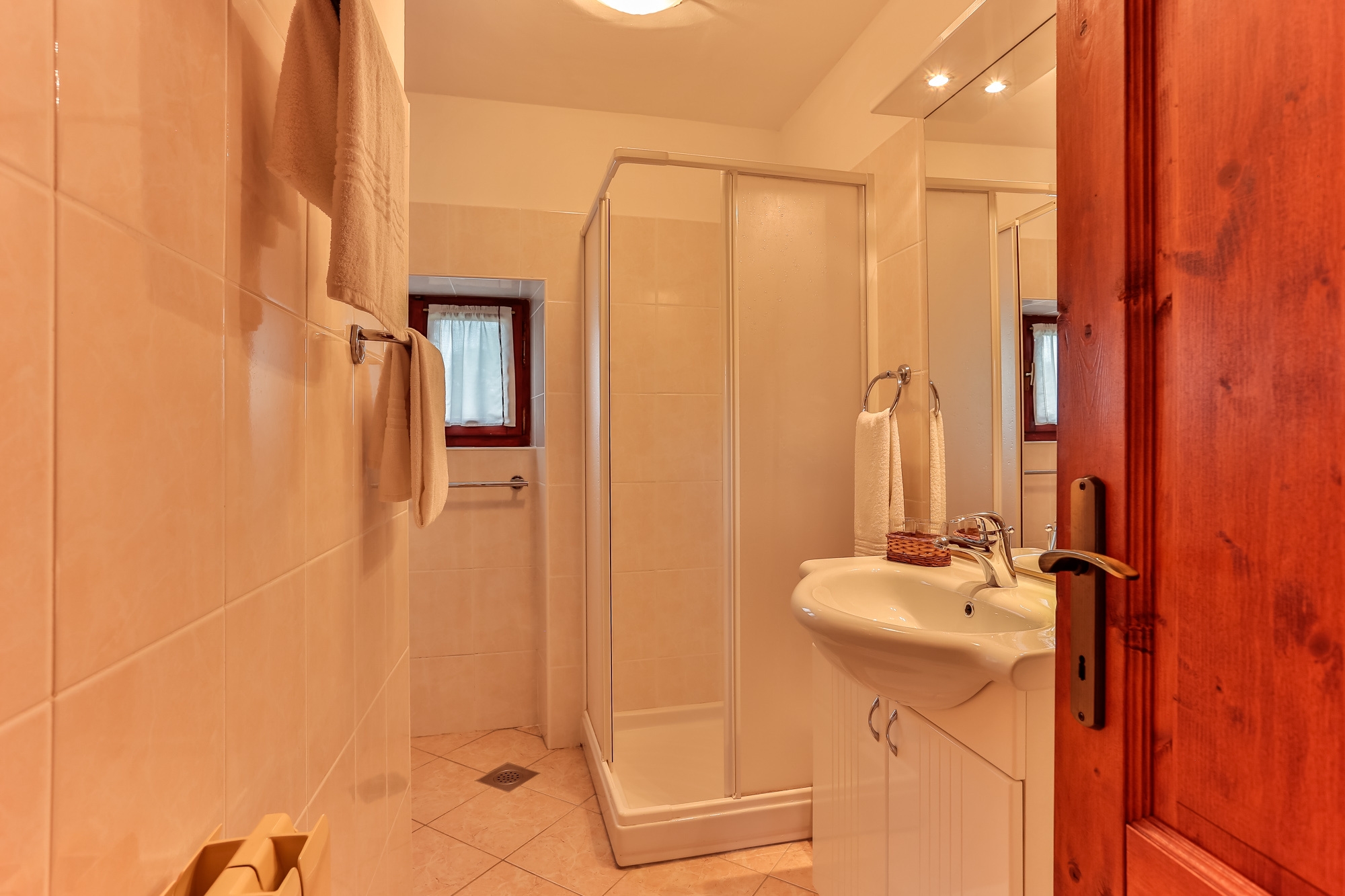Three bedroom house with terrace Sveti Kirin, Central Istria - Središnja Istra  K