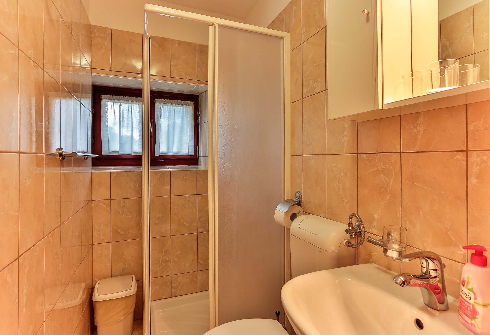 Three bedroom house with terrace Sveti Kirin, Central Istria - Središnja Istra  K