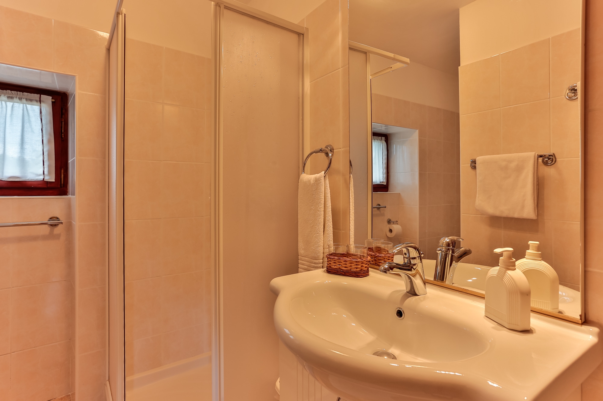 Three bedroom house with terrace Sveti Kirin, Central Istria - Središnja Istra  K