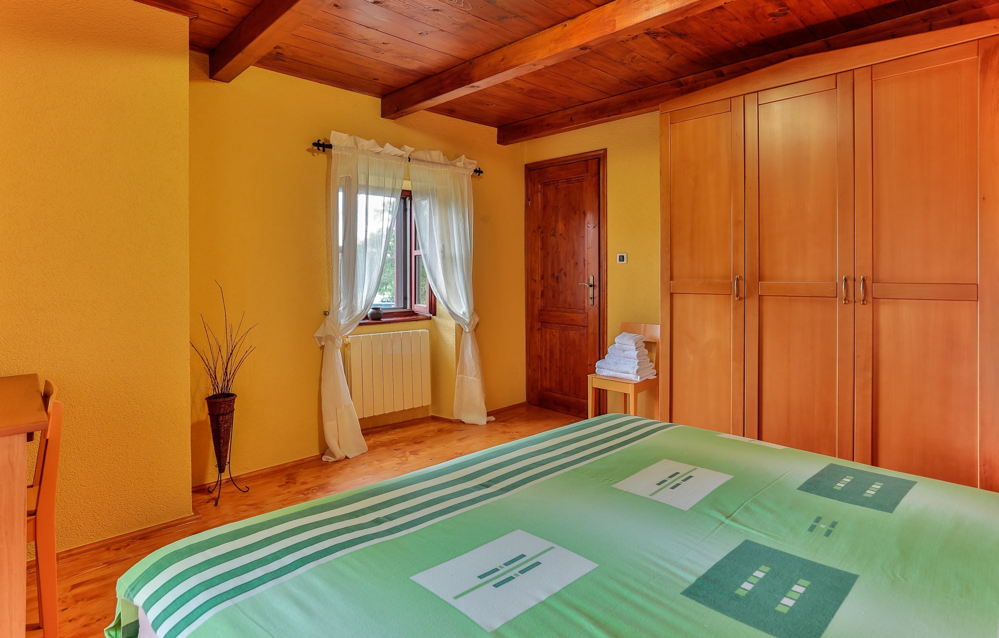 Three bedroom house with terrace Sveti Kirin, Central Istria - Središnja Istra  K
