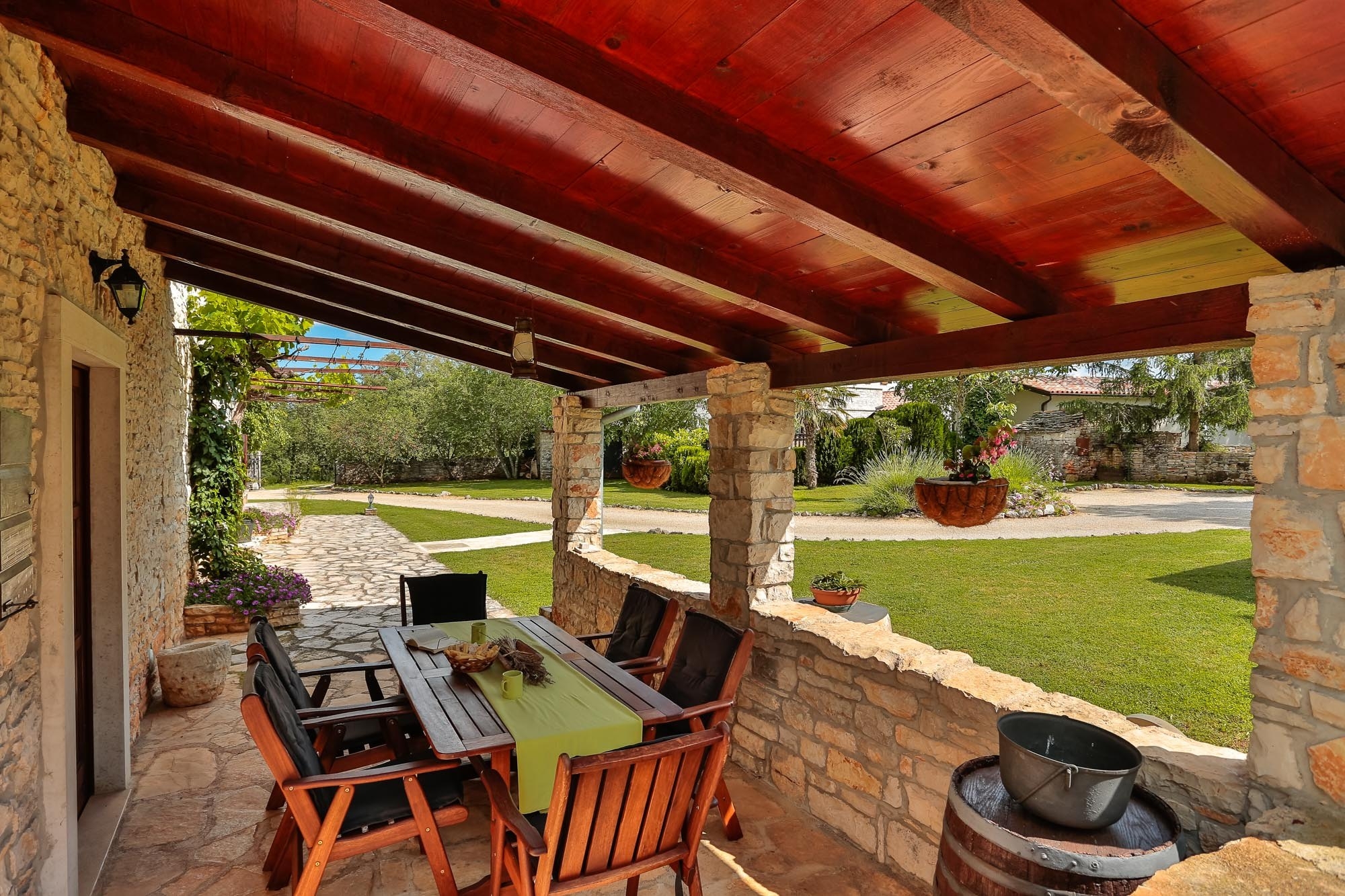 Three bedroom house with terrace Sveti Kirin, Central Istria - Središnja Istra  K