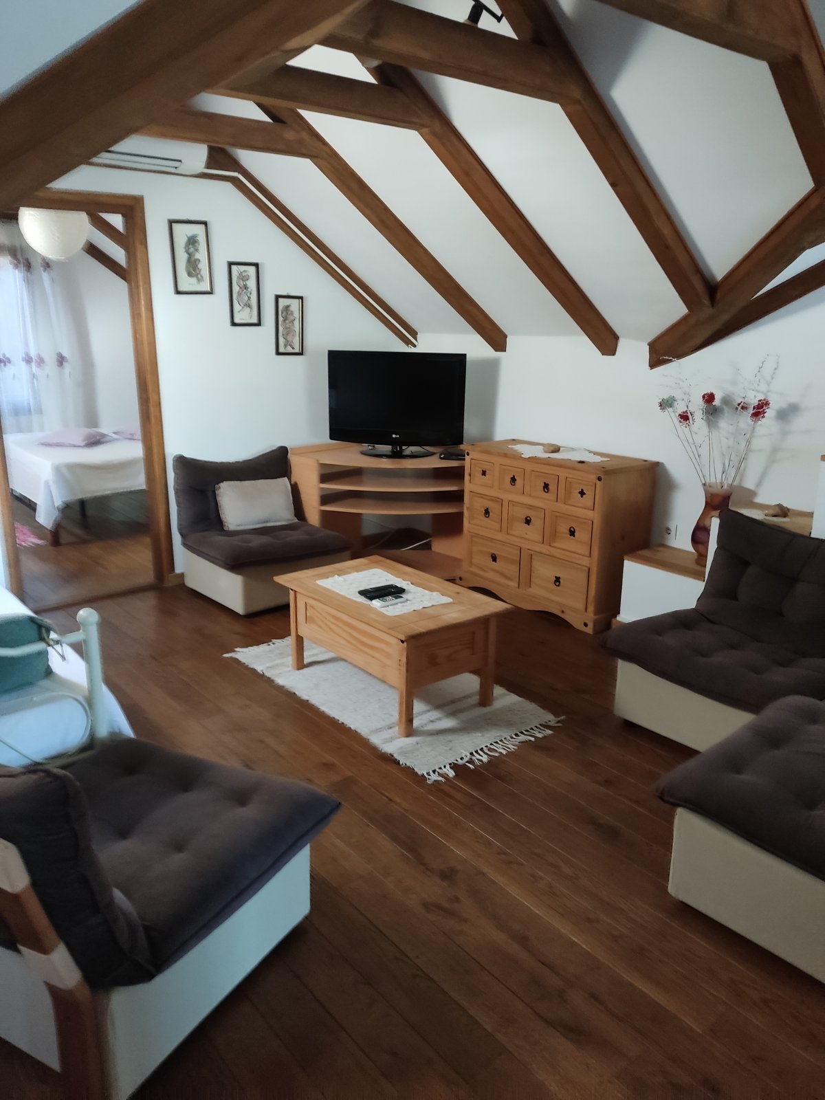 Three bedroom apartment with terrace Rukavac, Vis (A-23763-a) Three bedroom apartment with terrace Rukavac, Vis (A-23763-a)