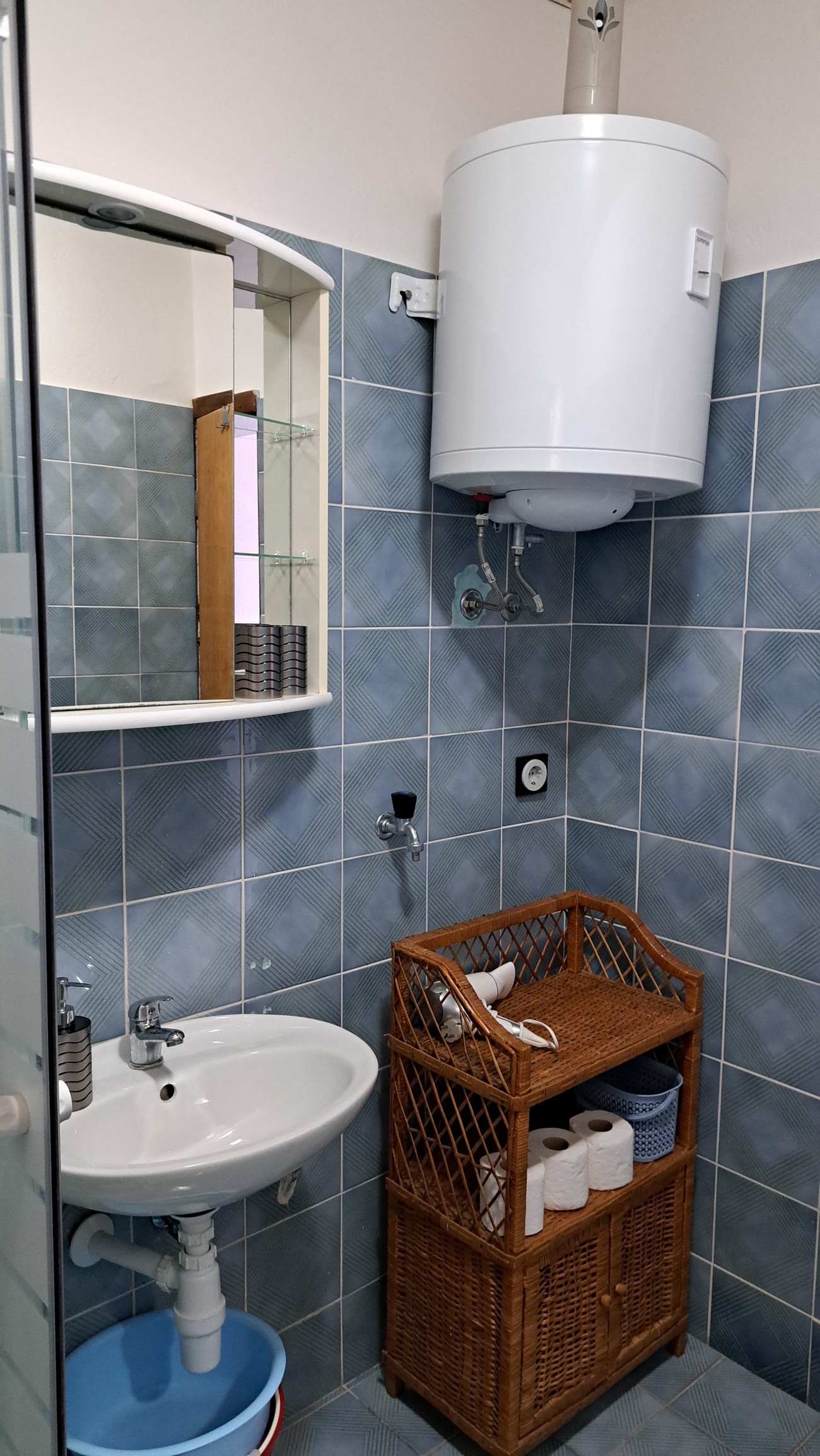One bedroom apartment with terrace and sea view Pag  A-b