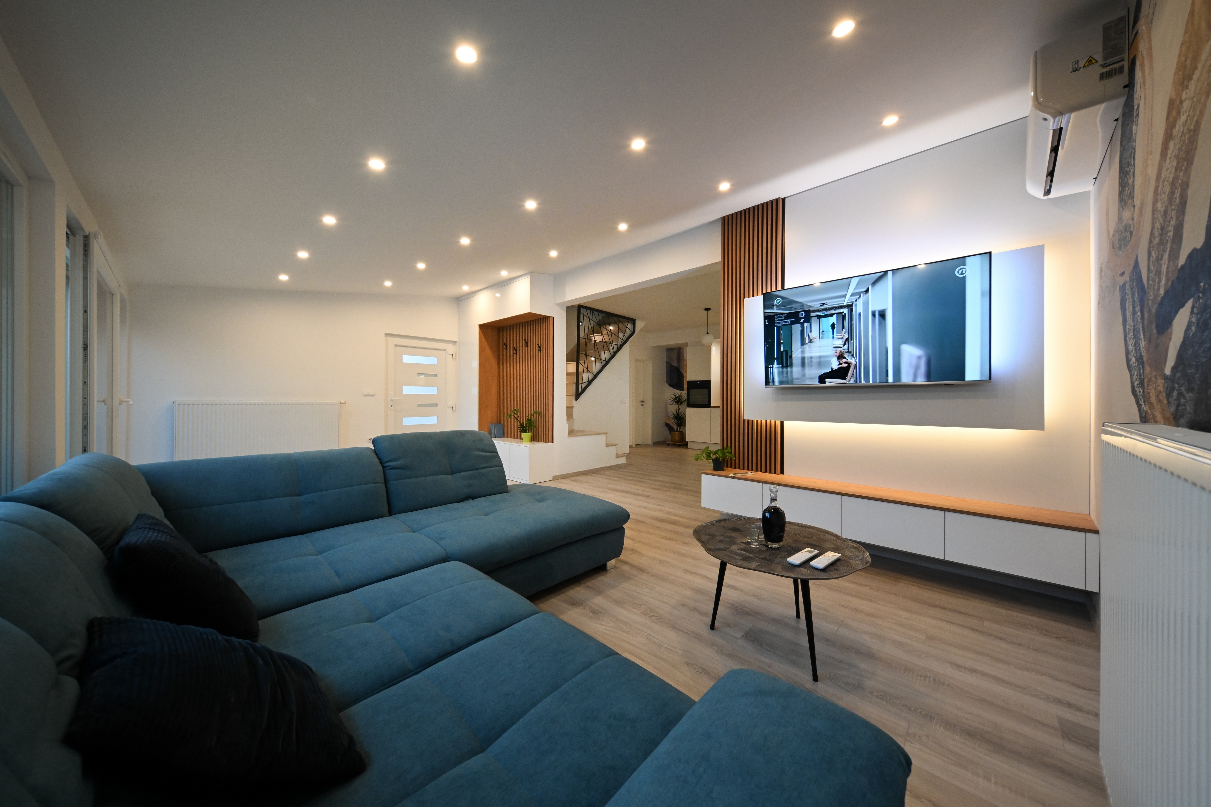 Three bedroom house with air-conditioning Privlaka, Zadar  K