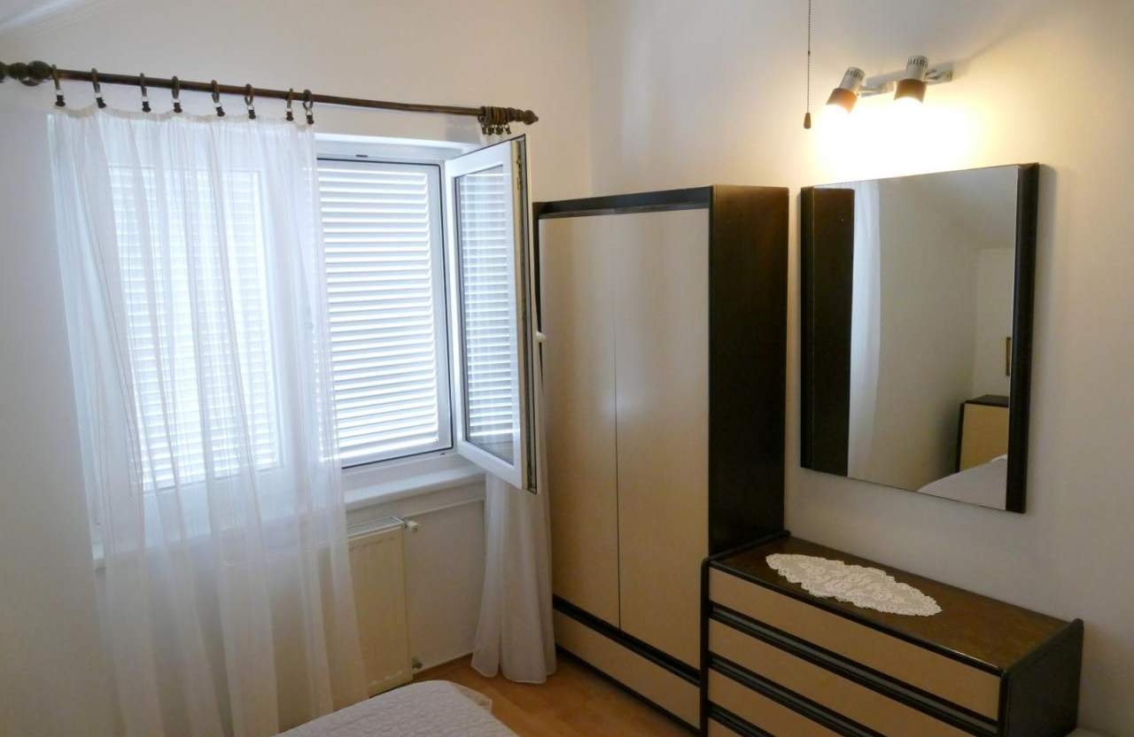 Top Rab Barbat Top Rab Barbat