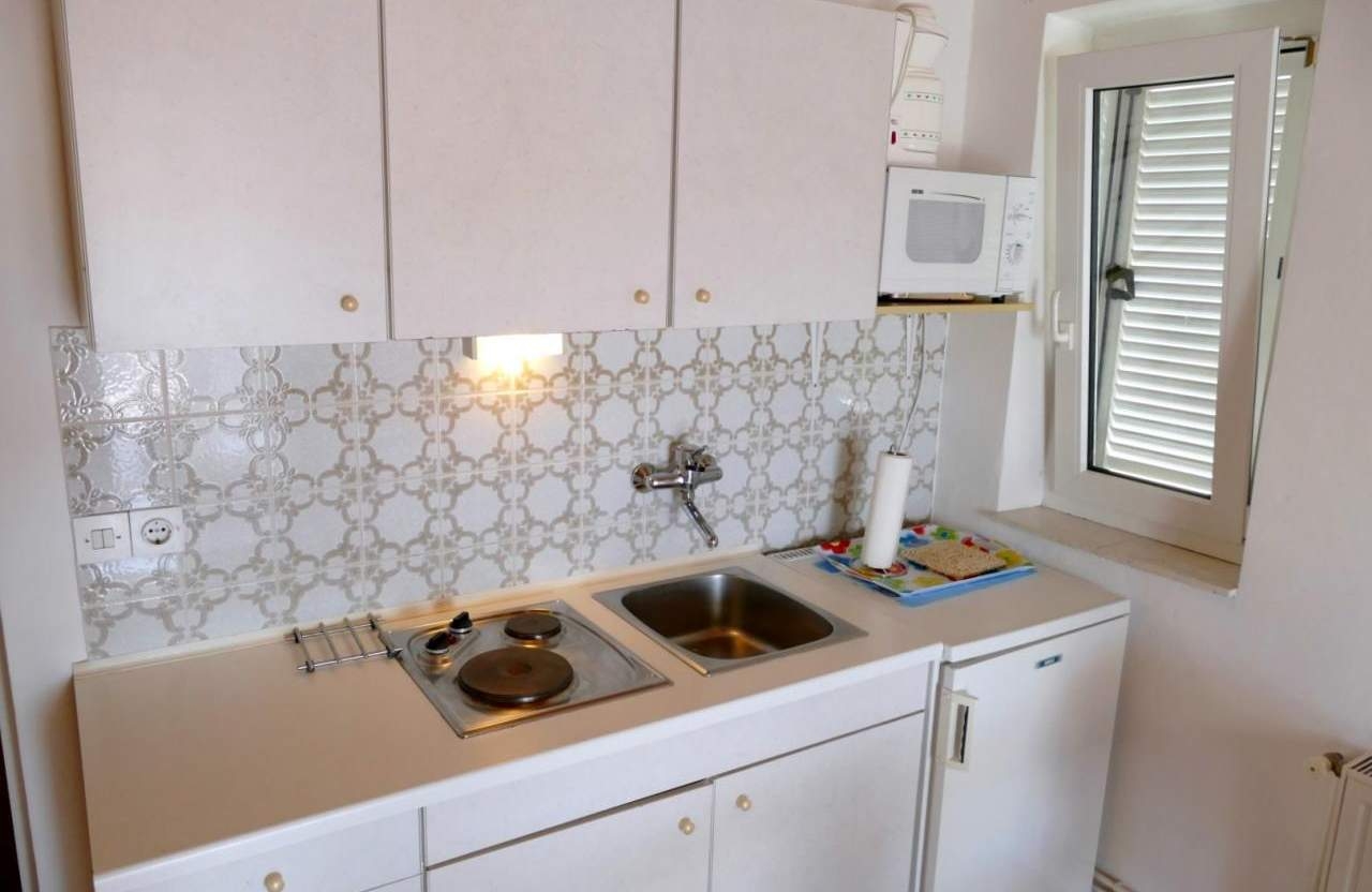 Top Rab Barbat Top Rab Barbat