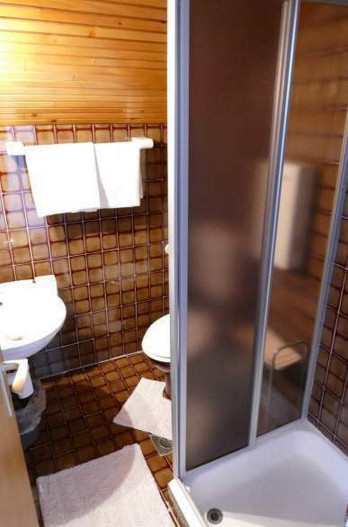 One bedroom apartment with terrace Barbat, Rab  A-b