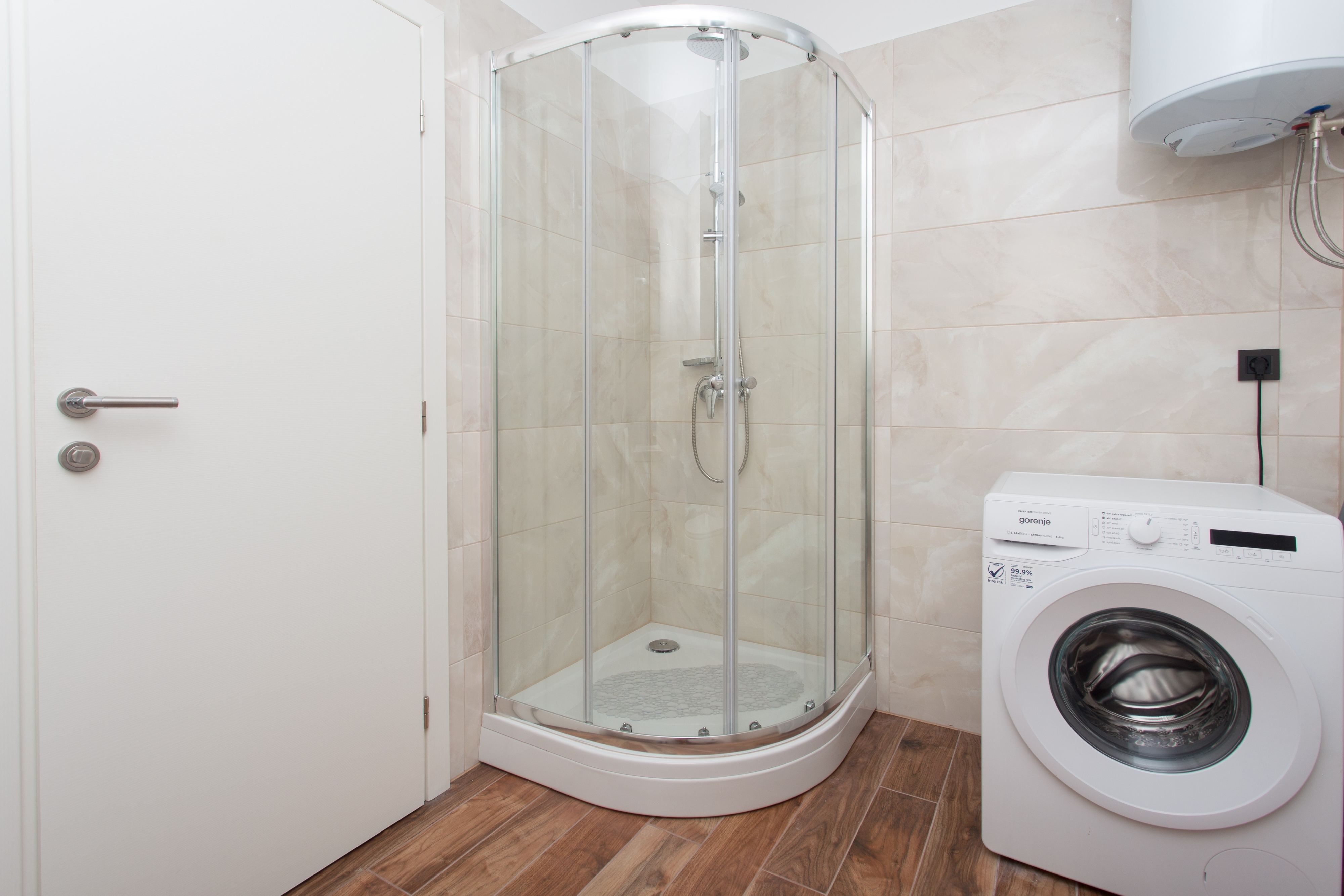 Comfortable and spacious house with terrace Srinjine, Split  K