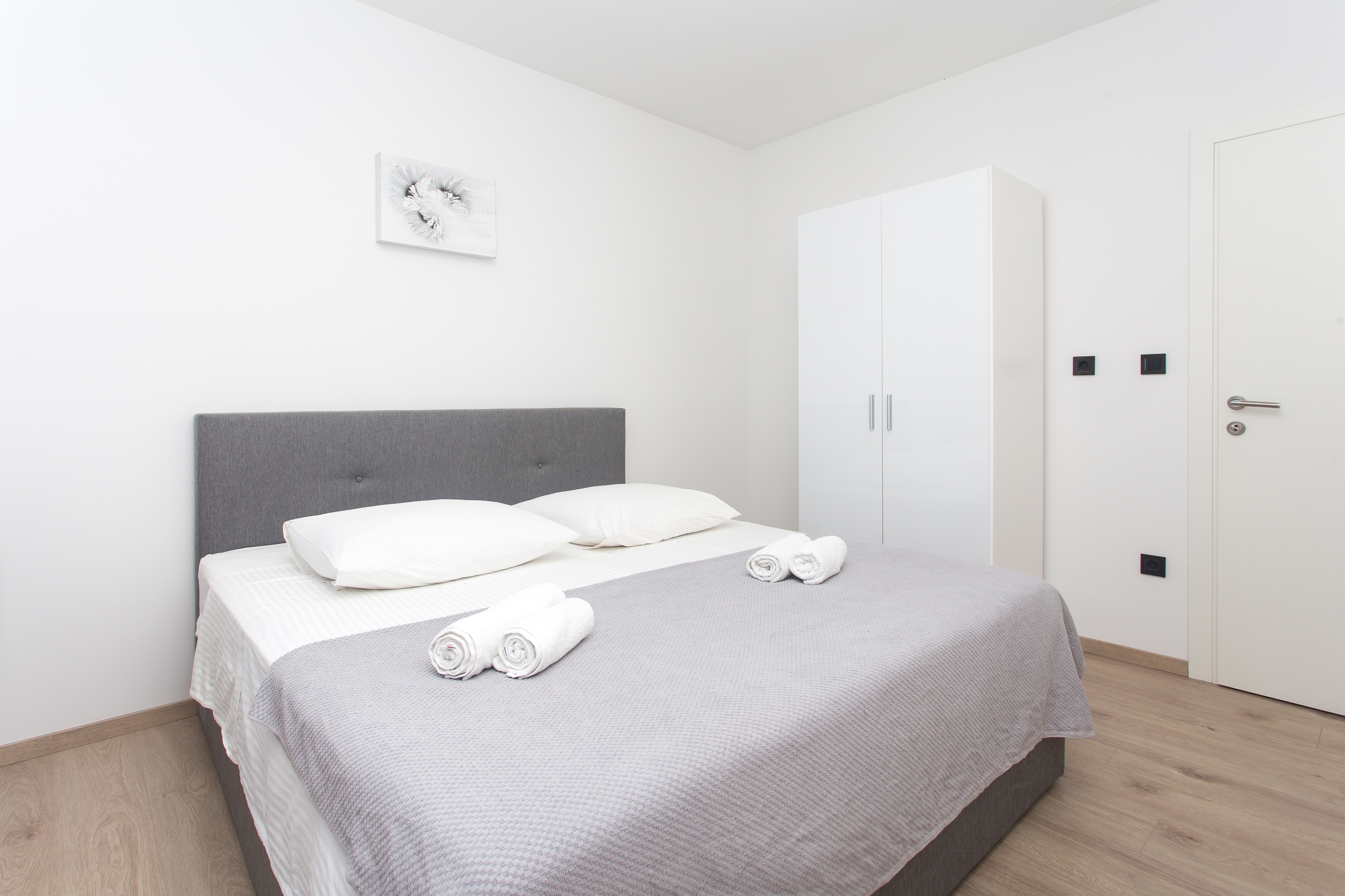 Comfortable and spacious house with terrace Srinjine, Split  K