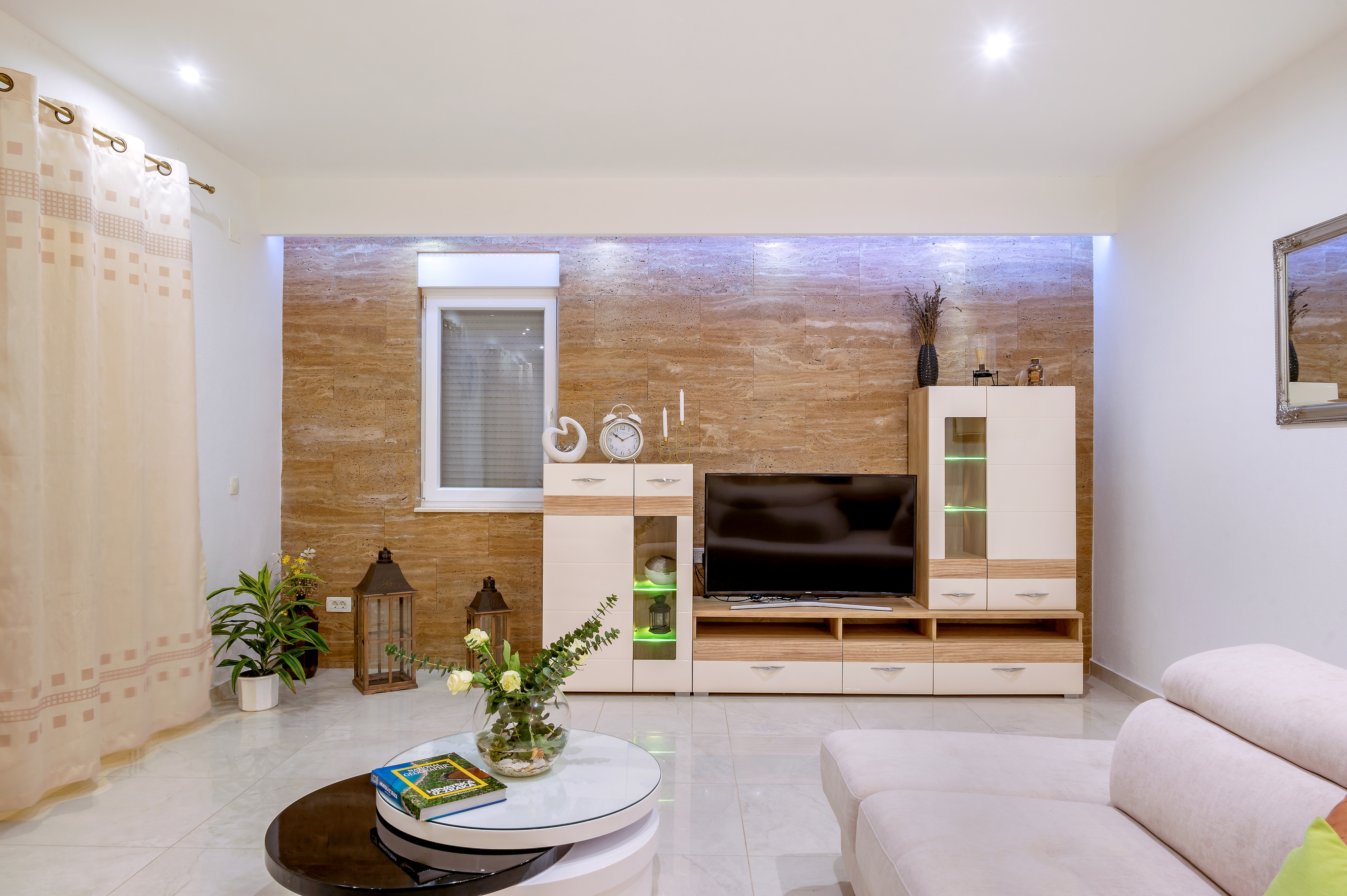 Four-bedroom house with terrace and sea view Lumbarda, Korčula (K-23775)