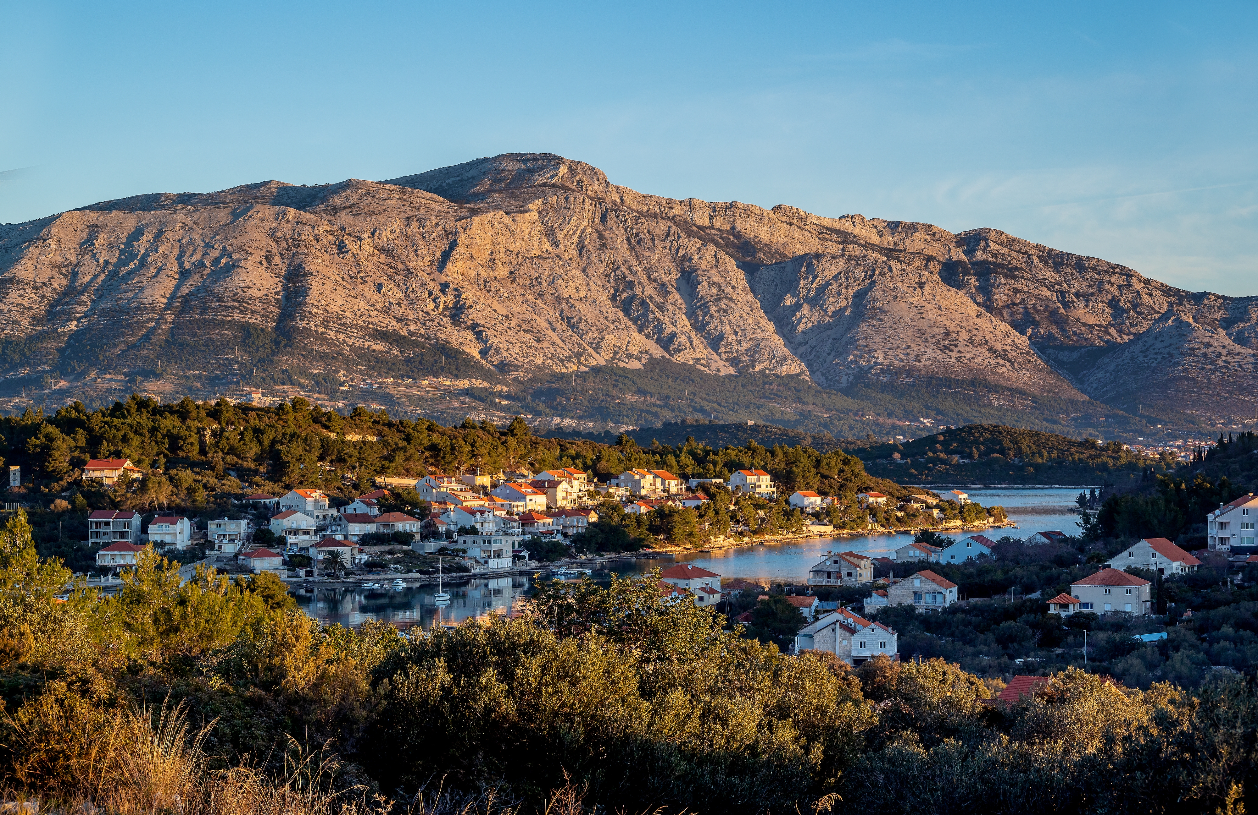 Four bedroom house with terrace and sea view Lumbarda, Korčula  K
