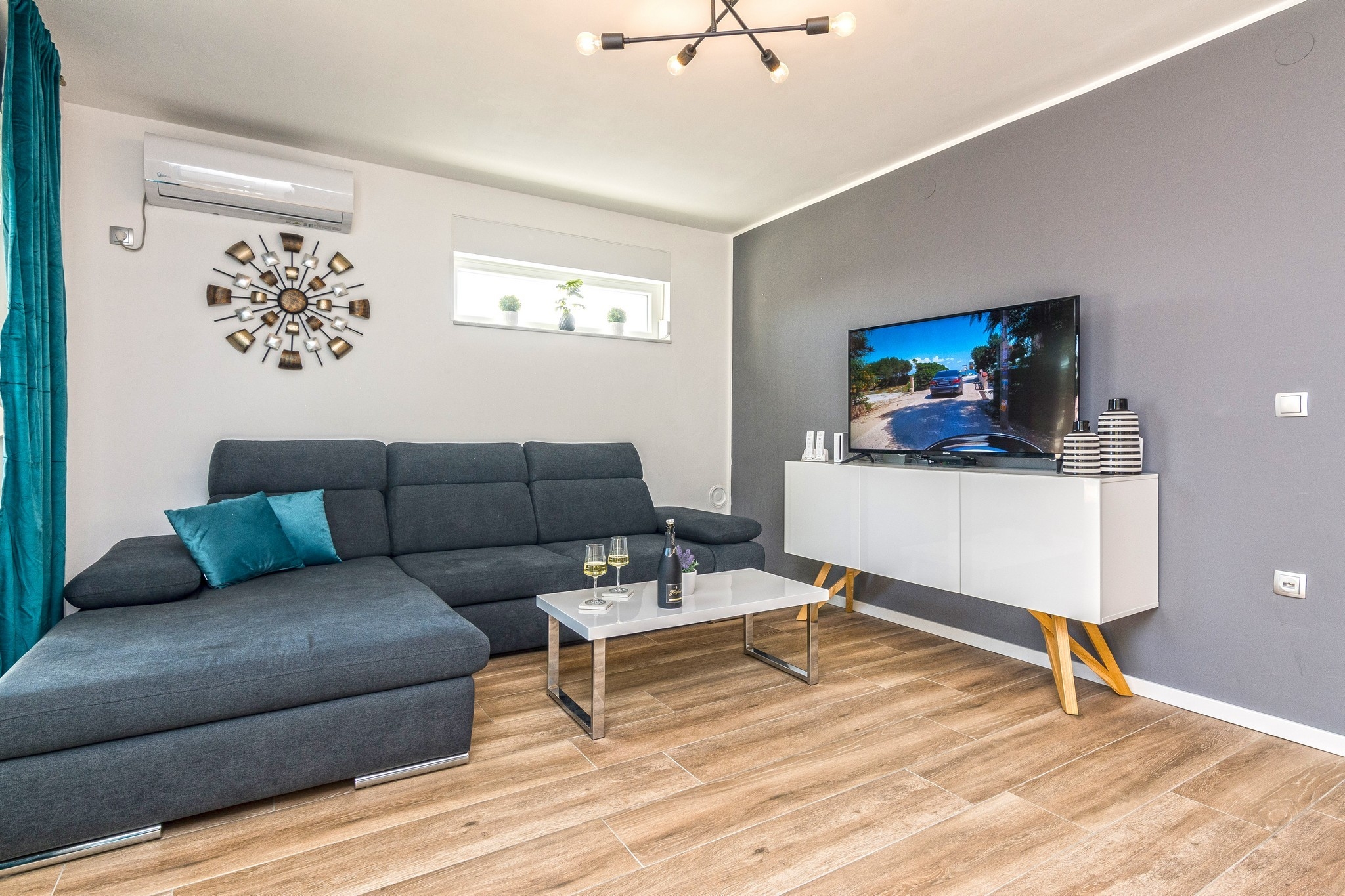 Three bedroom house with terrace Vir (K-23776)