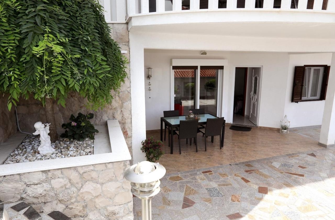 One bedroom apartment with terrace and sea view Mastrinka, Čiovo  A-a